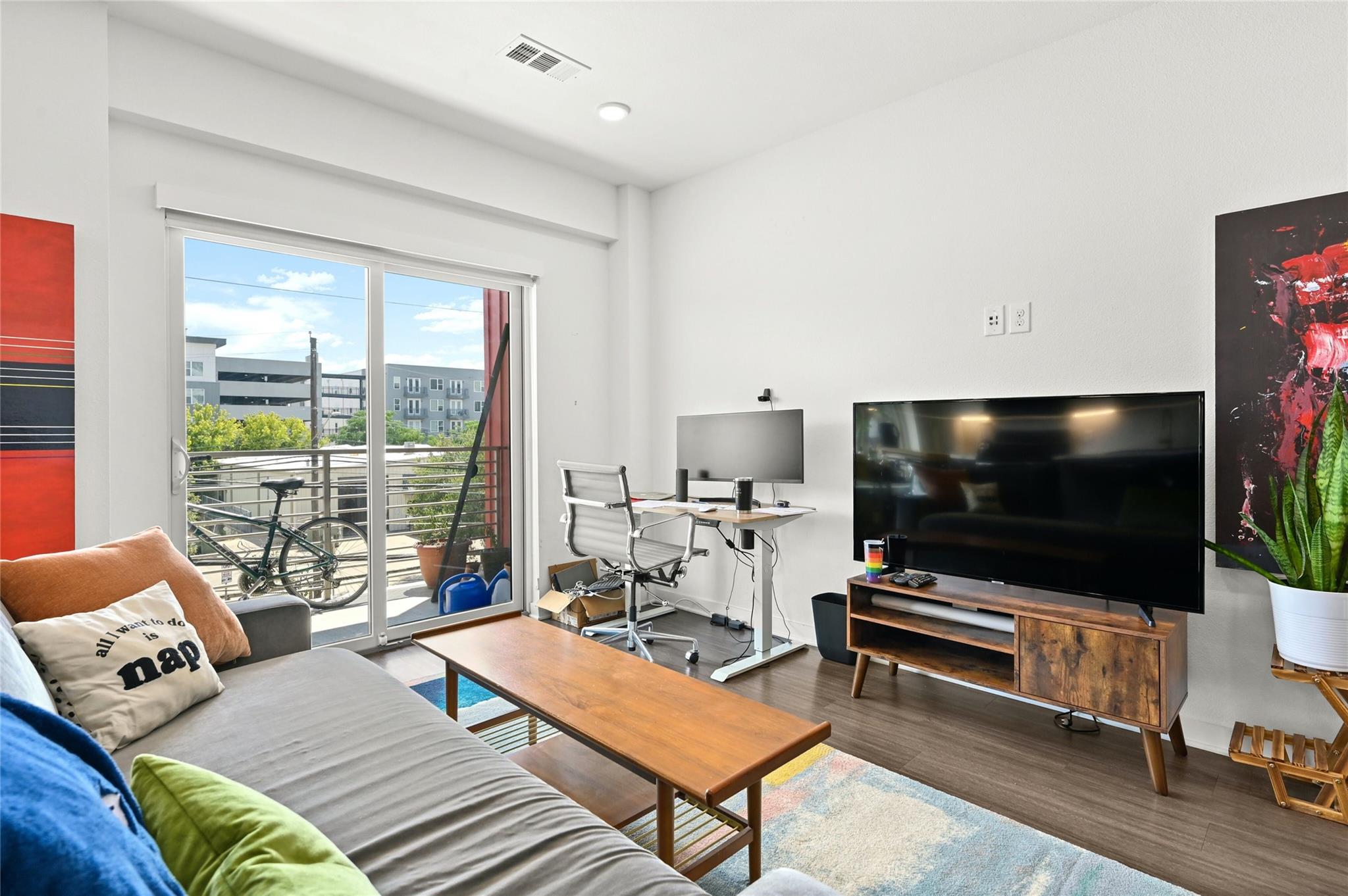 4361 S Congress Ave # 228, Austin, TX 78745