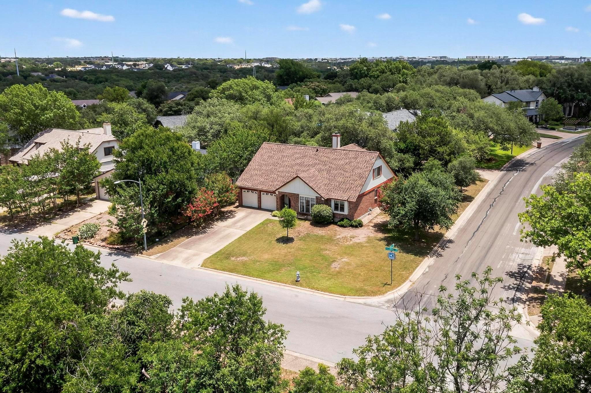 12062 Lincolnshire Dr, Austin, TX 78758