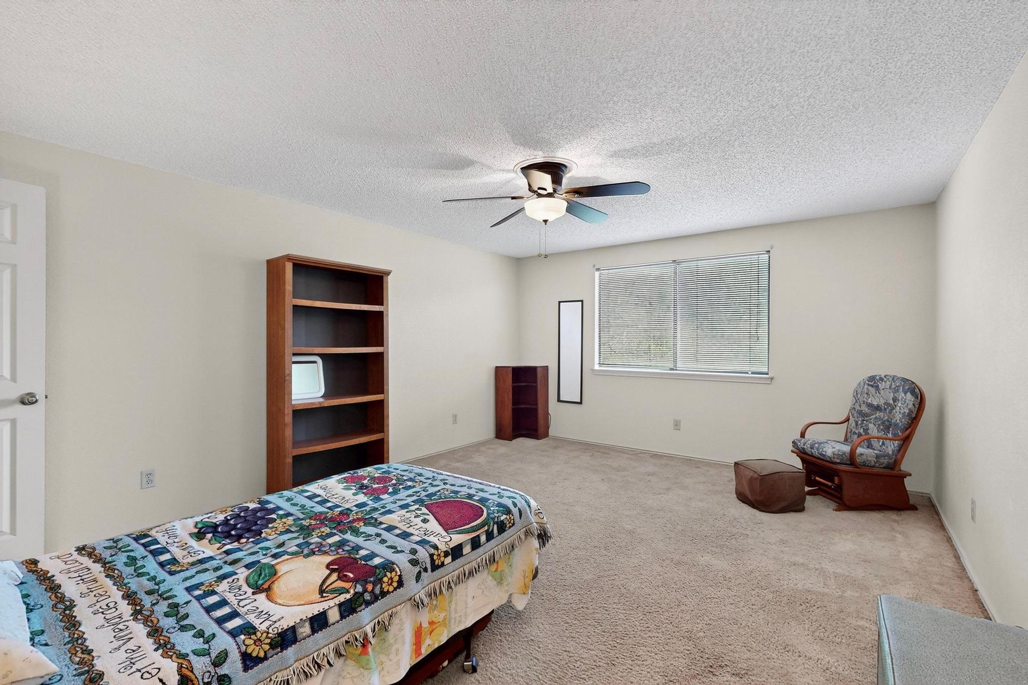 12062 Lincolnshire Dr, Austin, TX 78758