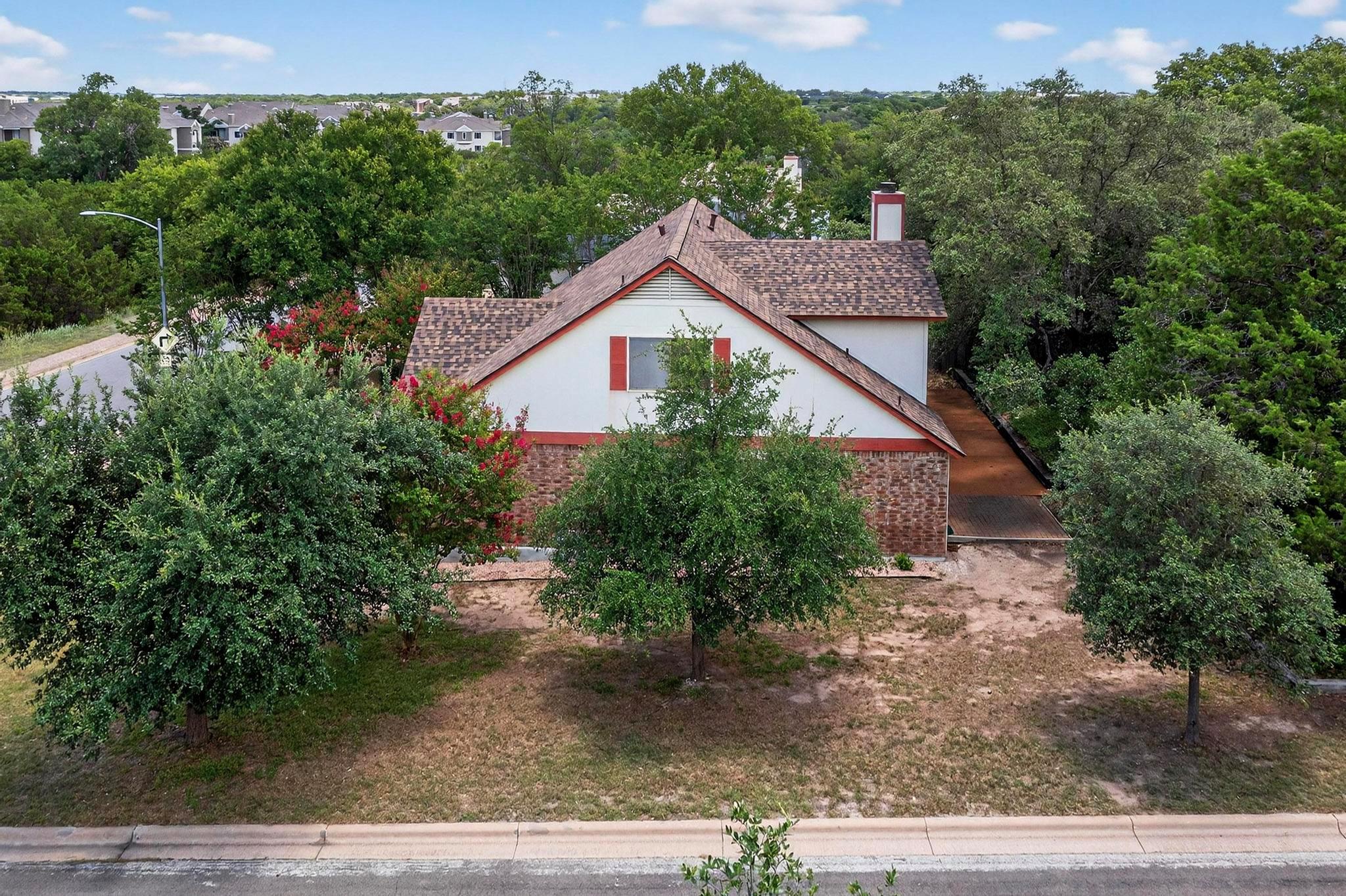 12062 Lincolnshire Dr, Austin, TX 78758