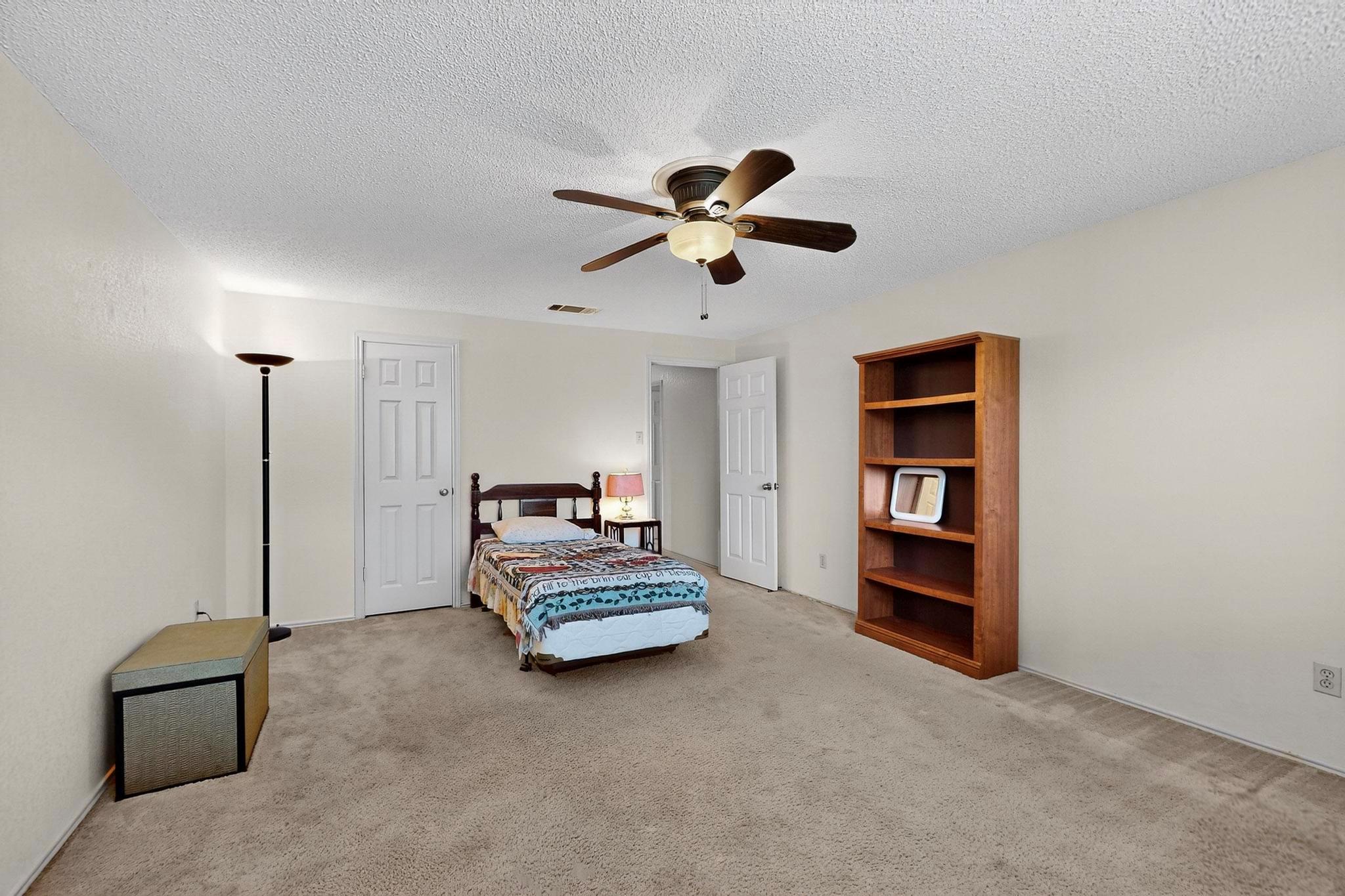 12062 Lincolnshire Dr, Austin, TX 78758