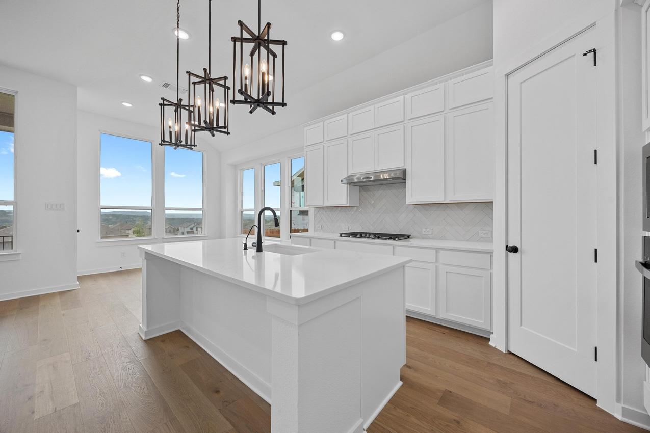 8109 Royal Mint Cv, Lago Vista, TX 78645