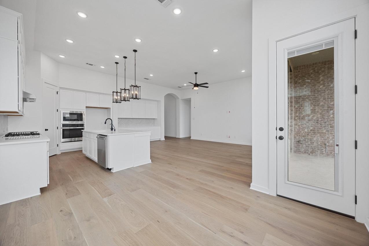 8109 Royal Mint Cv, Lago Vista, TX 78645