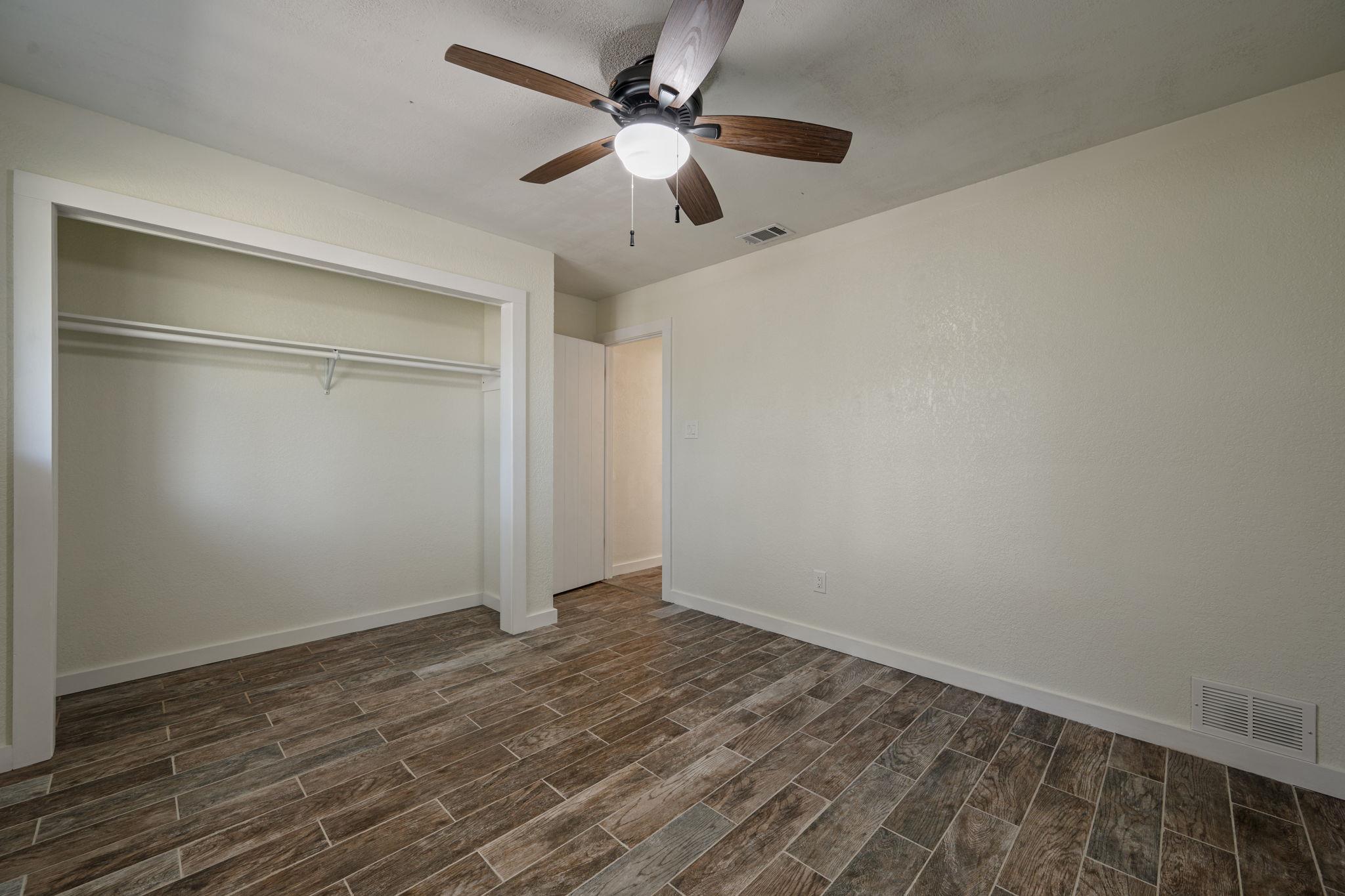 216 Country Rd, Georgetown, TX 78628