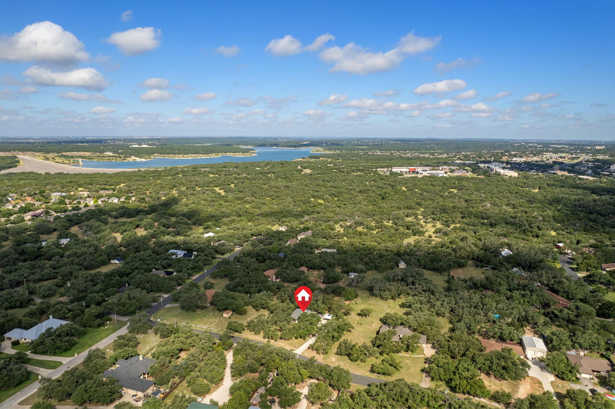 216 Country Rd, Georgetown, TX 78628