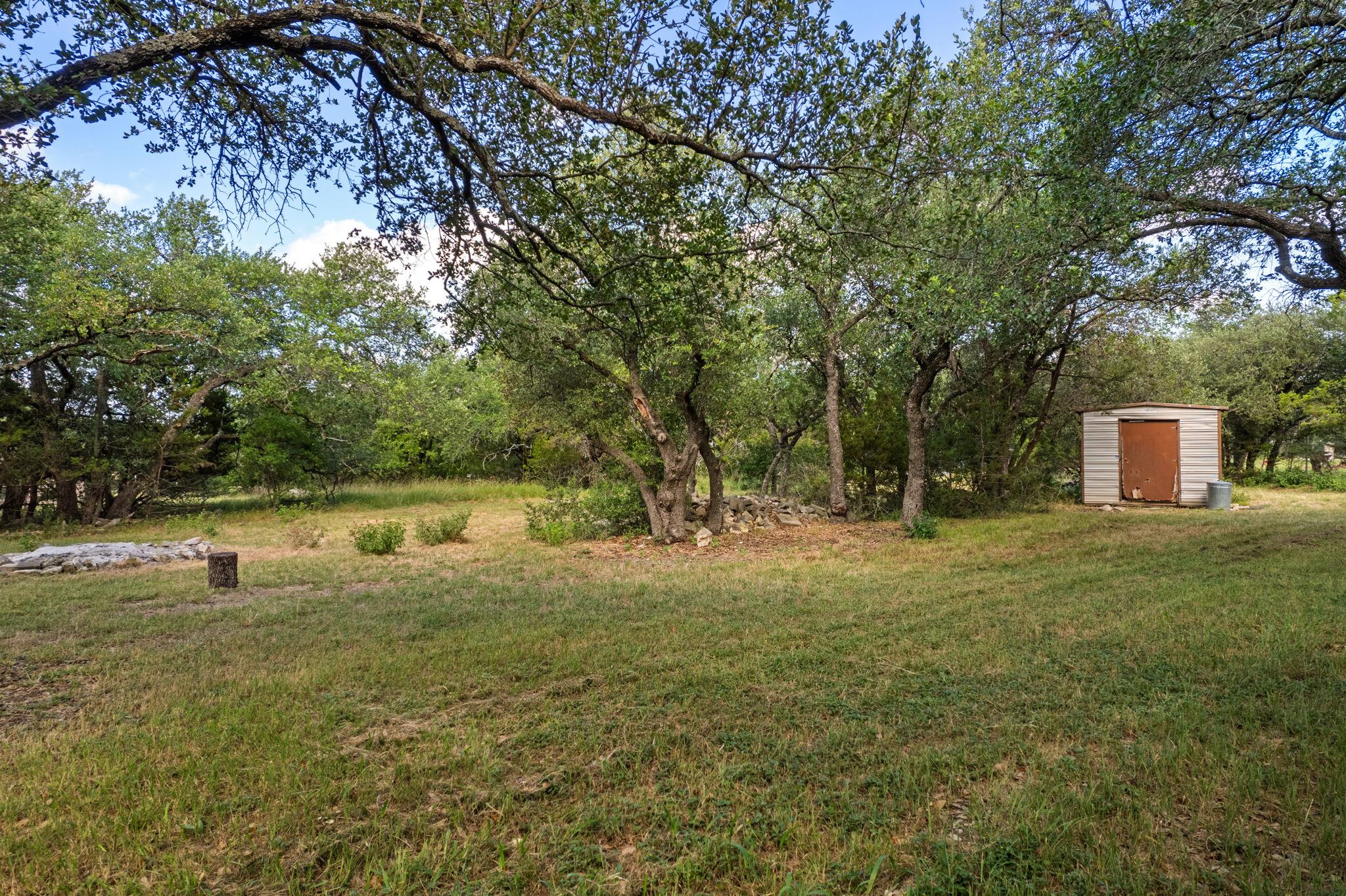 216 Country Rd, Georgetown, TX 78628