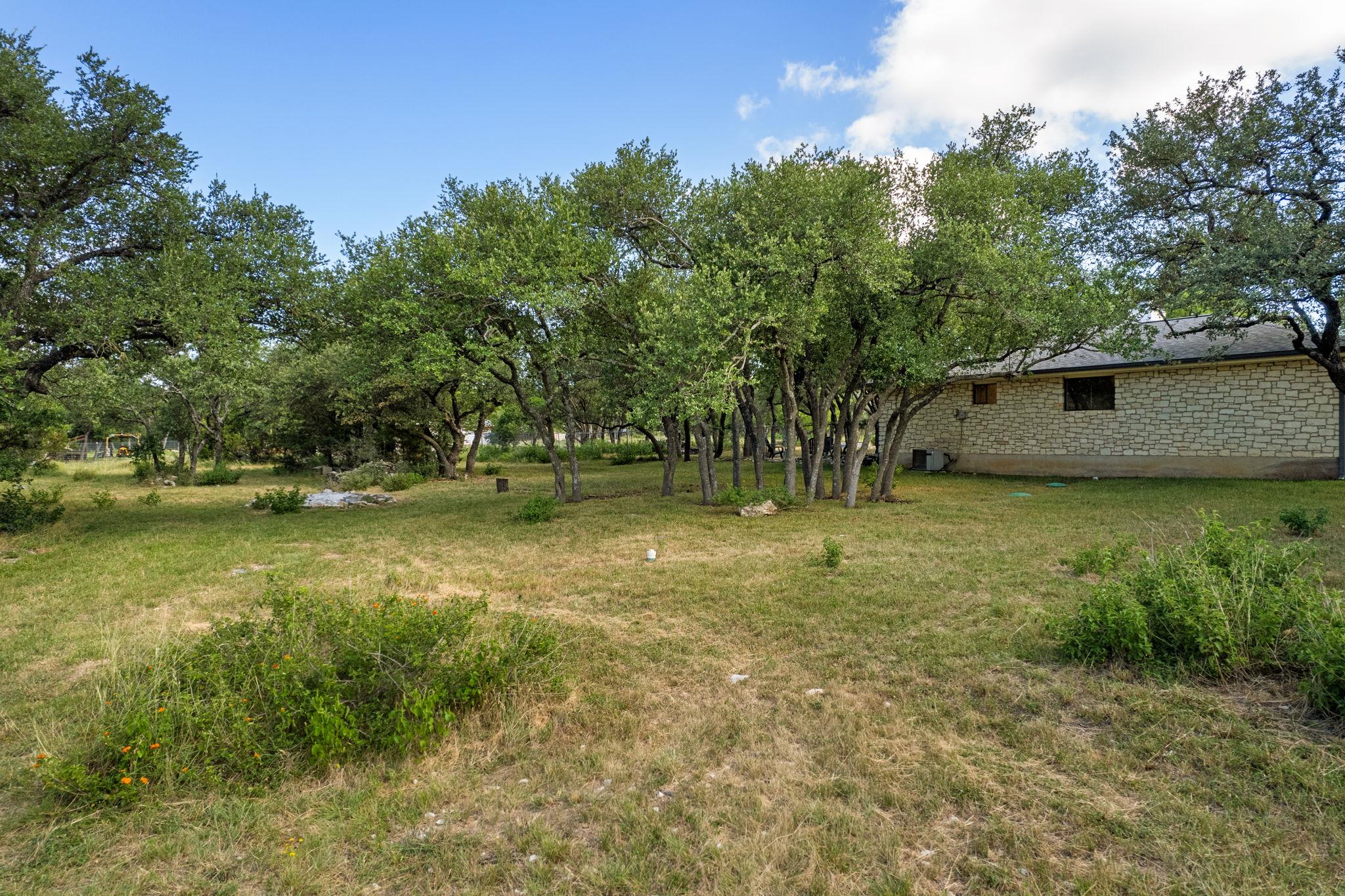 216 Country Rd, Georgetown, TX 78628