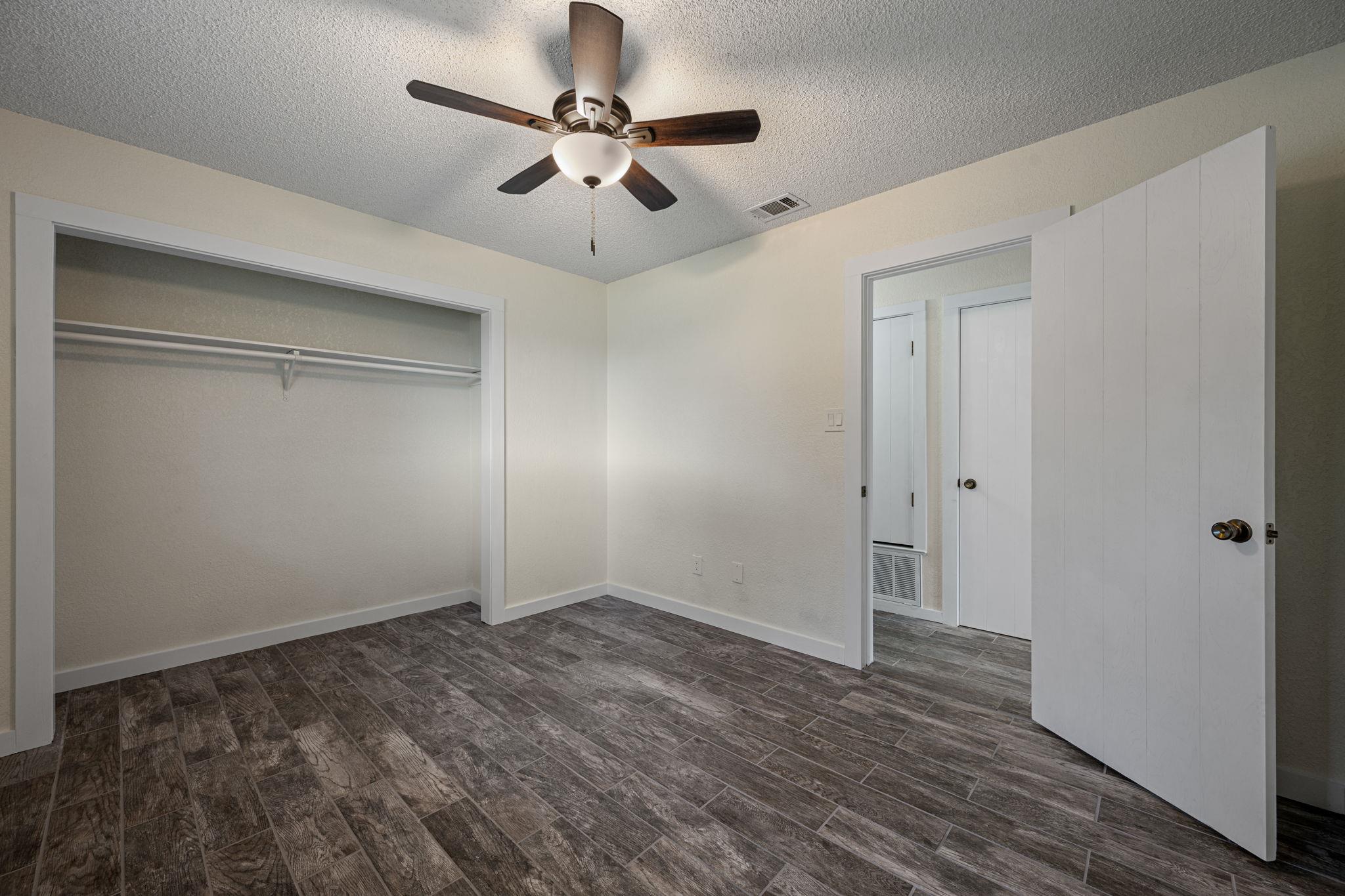 216 Country Rd, Georgetown, TX 78628