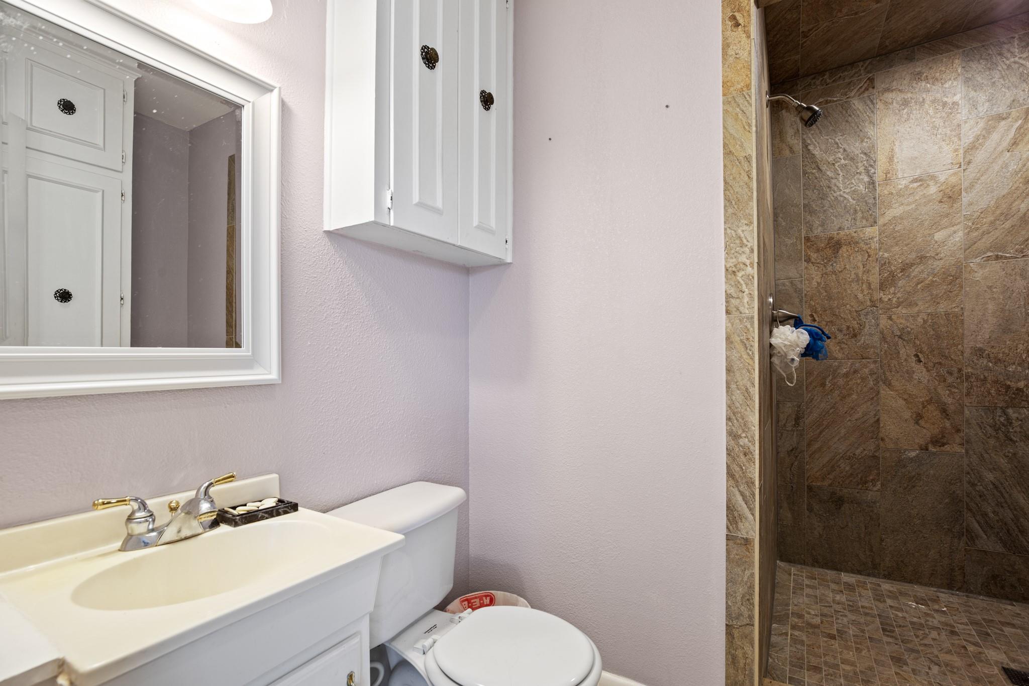 101 Homestead Rd, Kyle, TX 78640