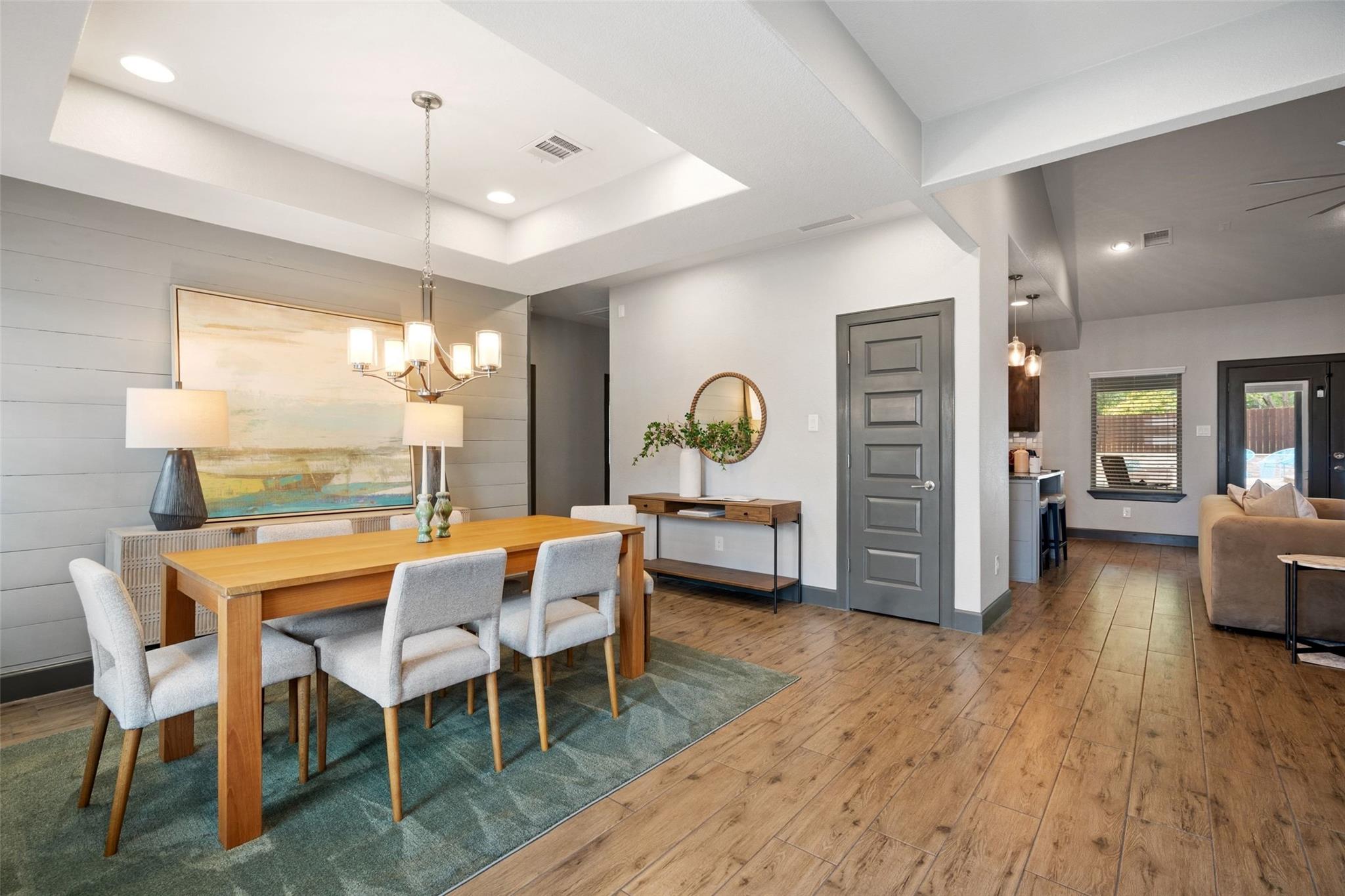 1614 S College St, Georgetown, TX 78626