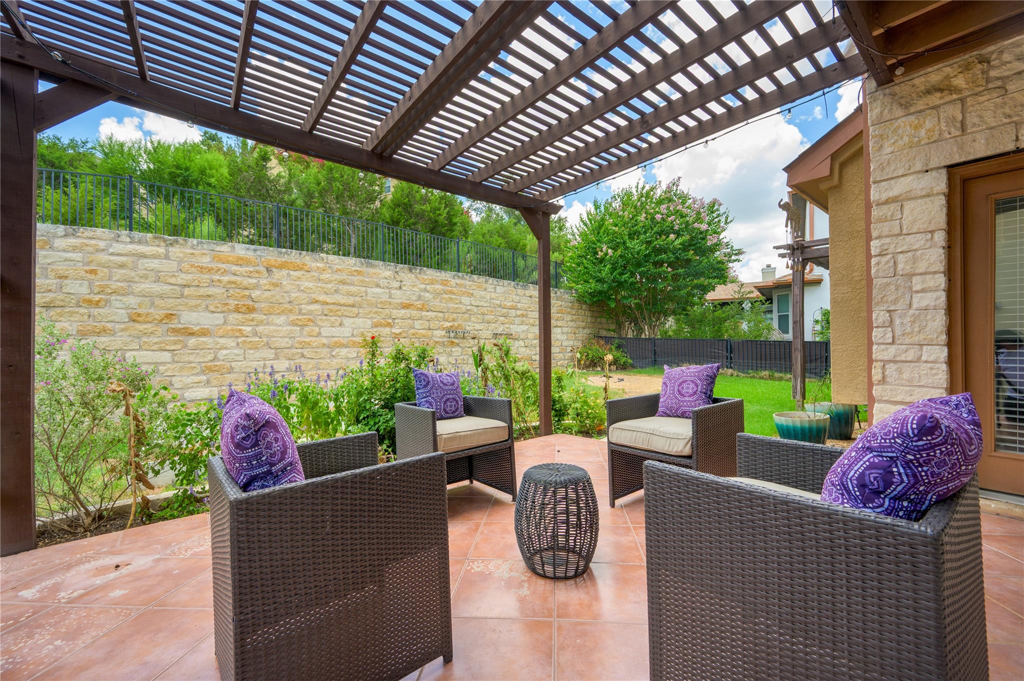 21 Green Terrace Cv, Lakeway, TX 78734