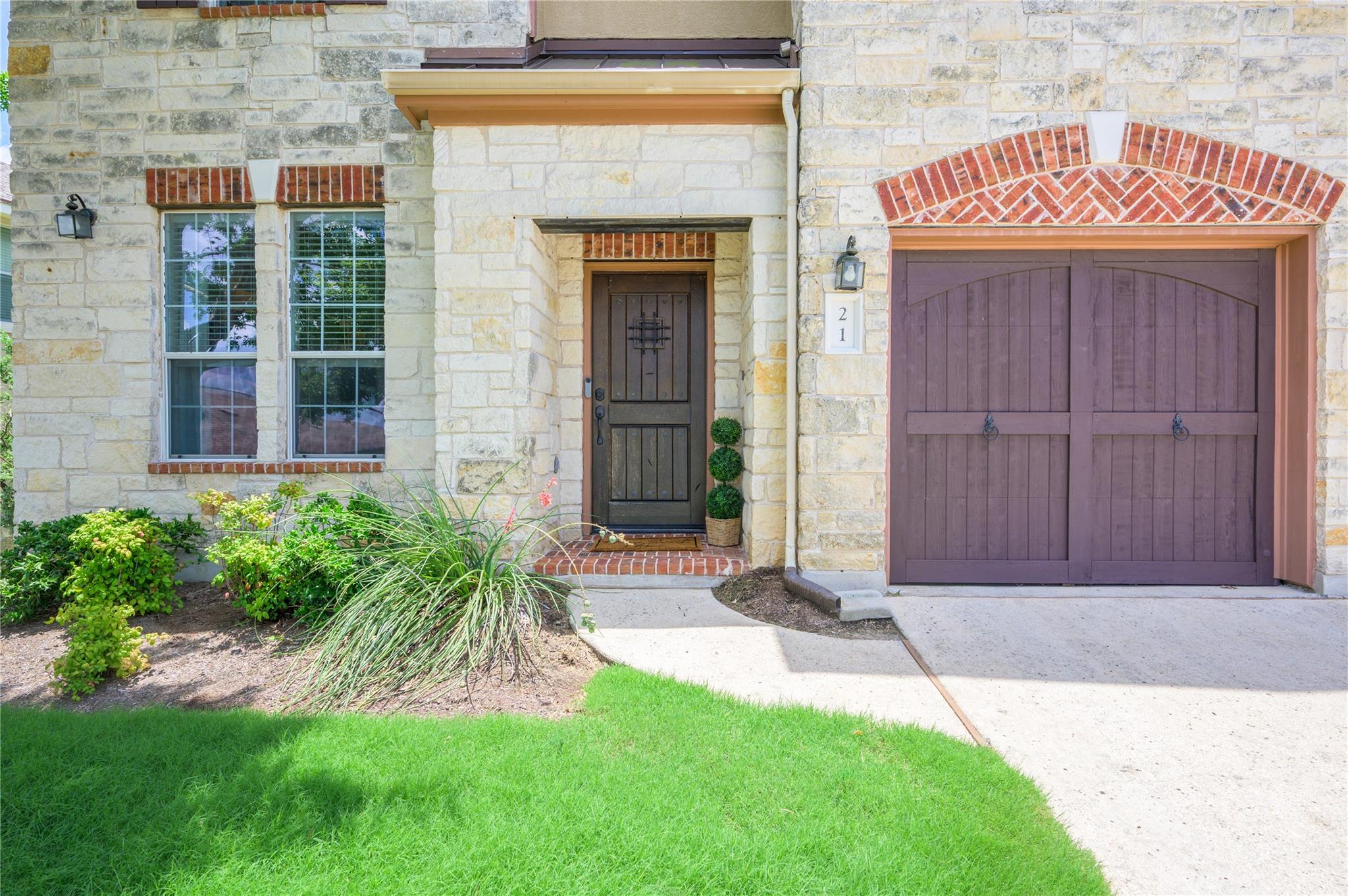 21 Green Terrace Cv, Lakeway, TX 78734