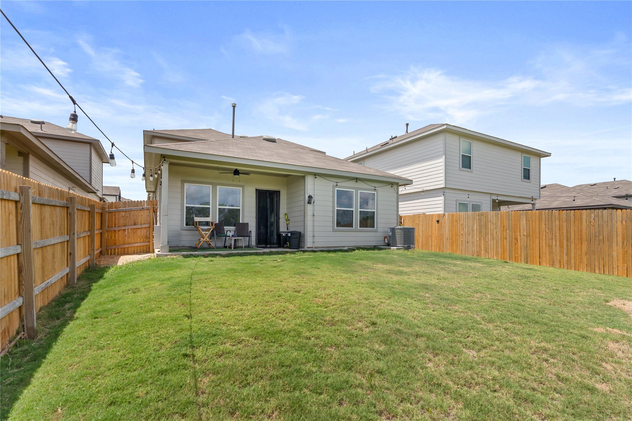 143 Santa Rosa Ln, Buda, TX 78610