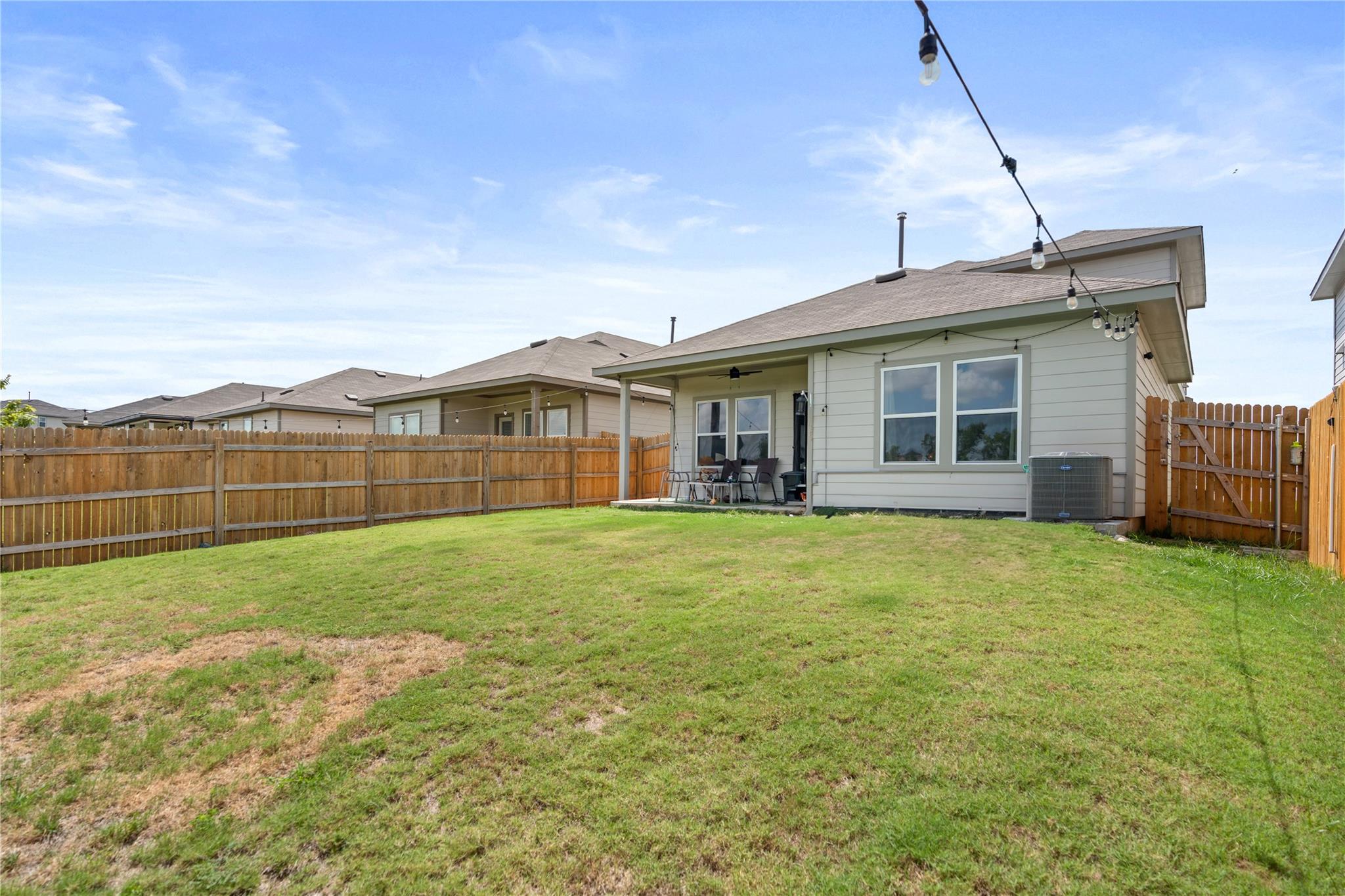 143 Santa Rosa Ln, Buda, TX 78610