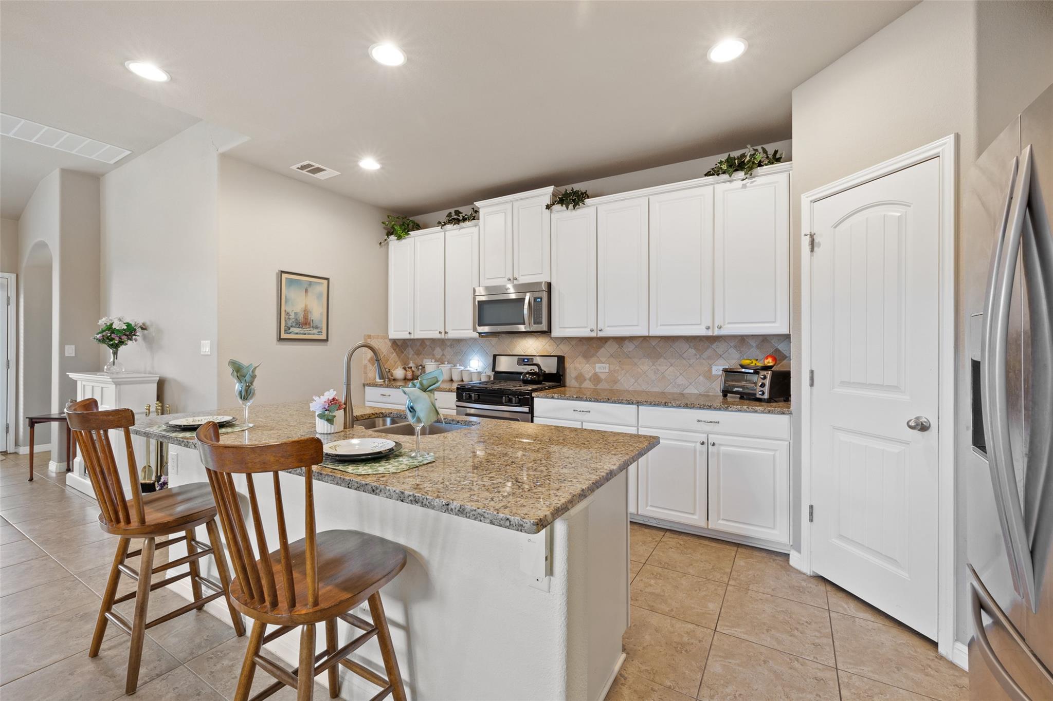 140 Brockston Dr, Buda, TX 78610