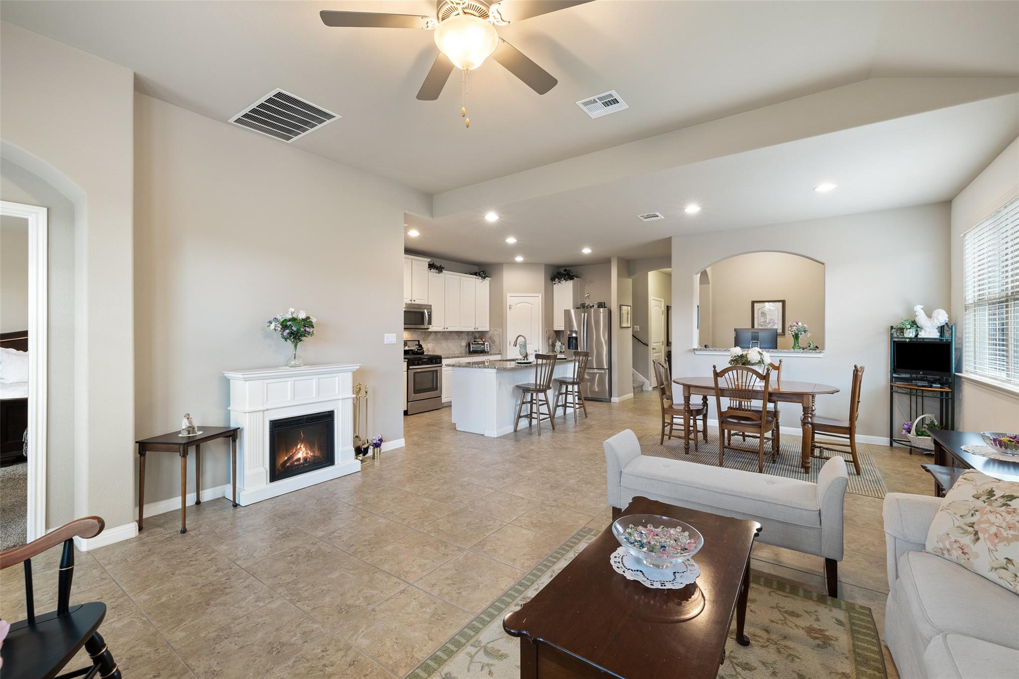 140 Brockston Dr, Buda, TX 78610