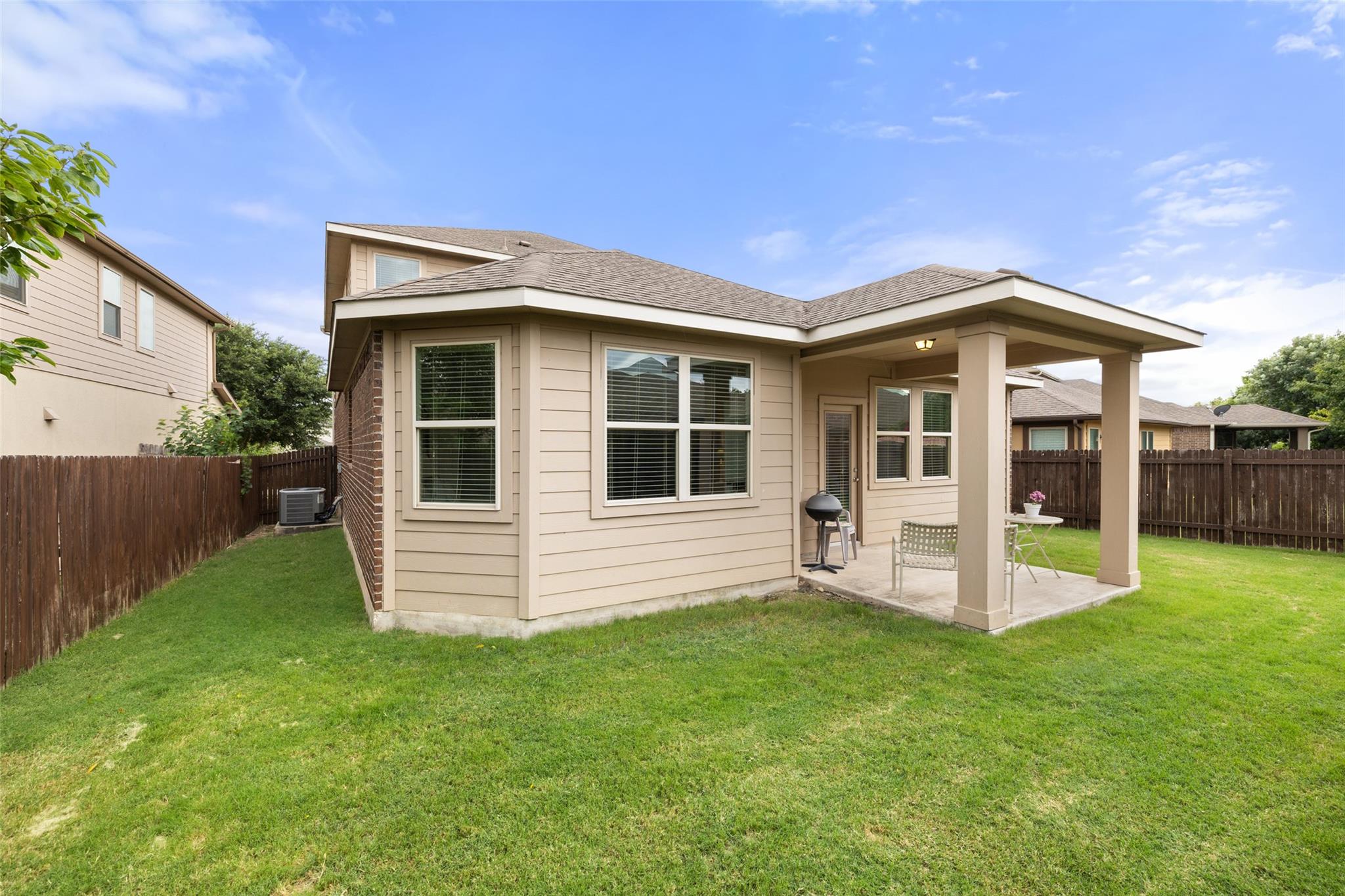 140 Brockston Dr, Buda, TX 78610