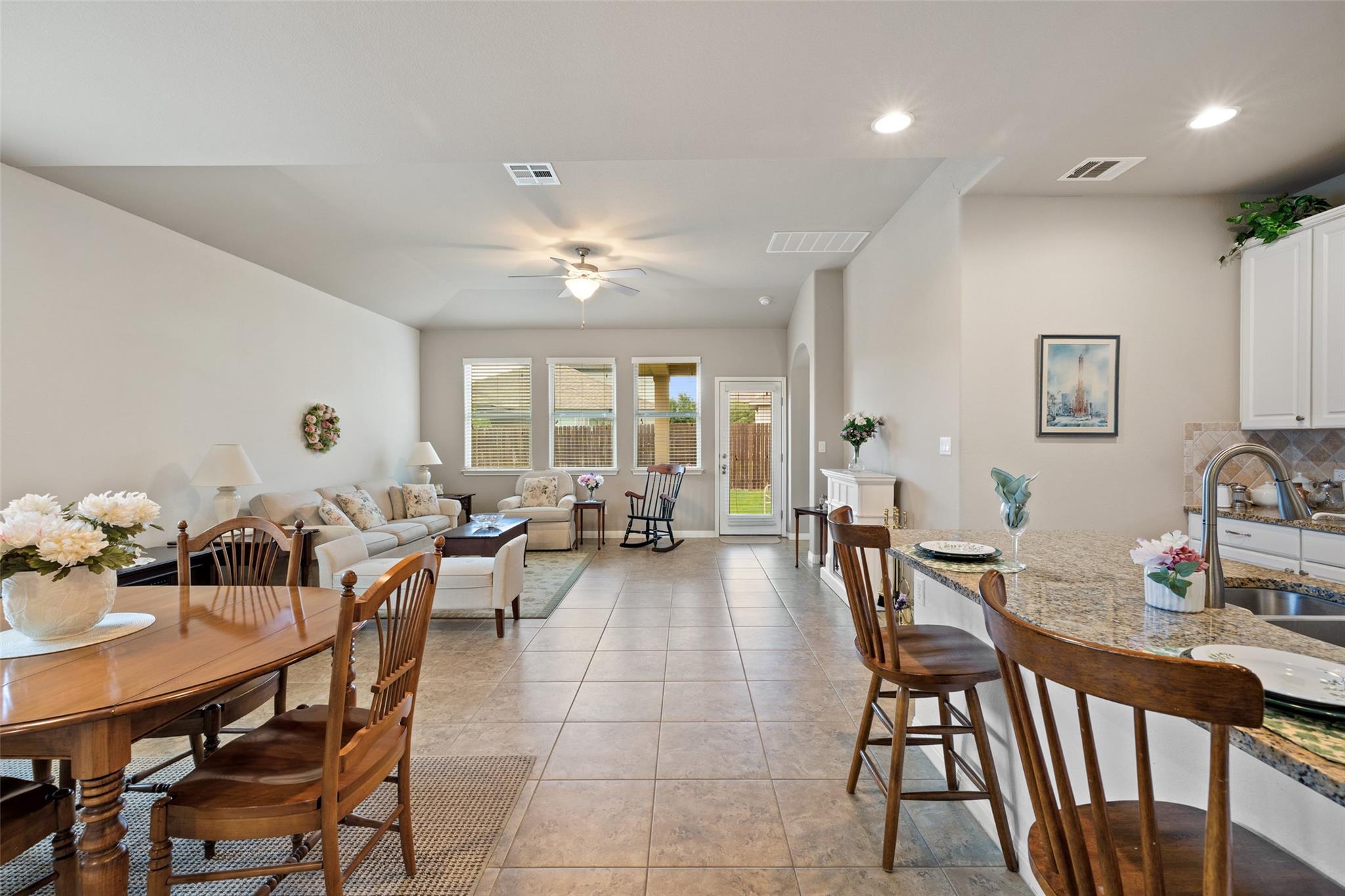 140 Brockston Dr, Buda, TX 78610