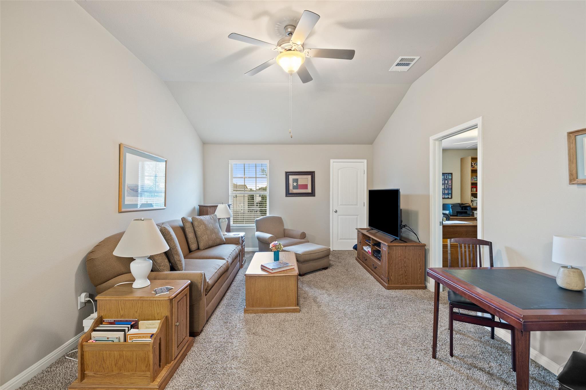 140 Brockston Dr, Buda, TX 78610