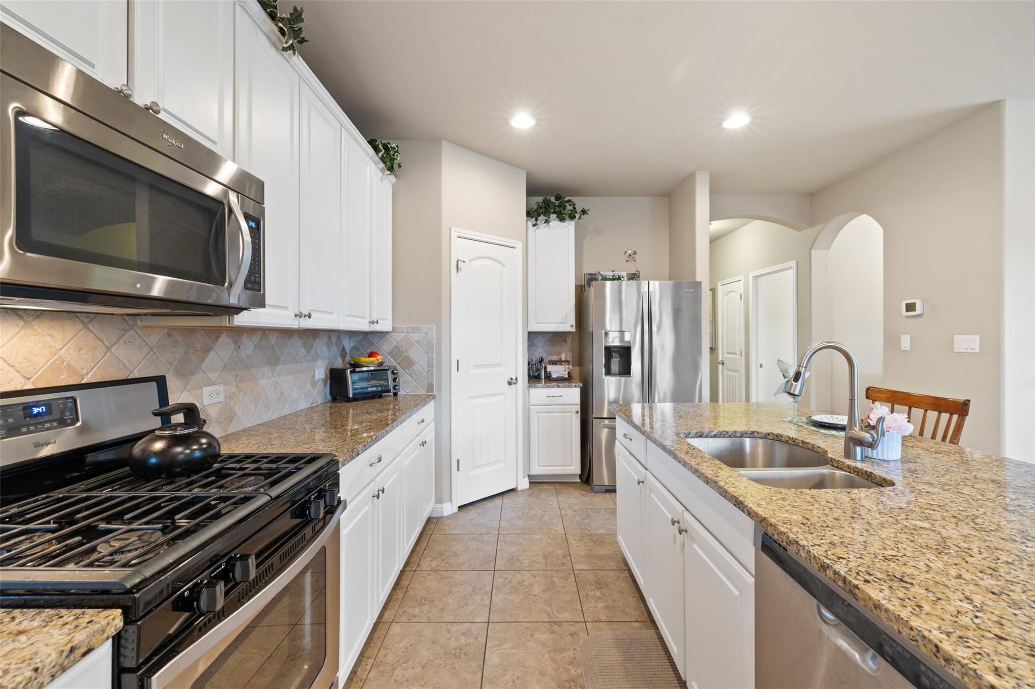 140 Brockston Dr, Buda, TX 78610