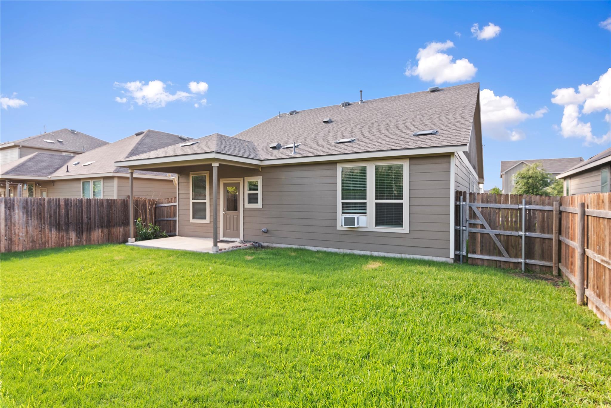 1512 Cliffbrake Way, Georgetown, TX 78626