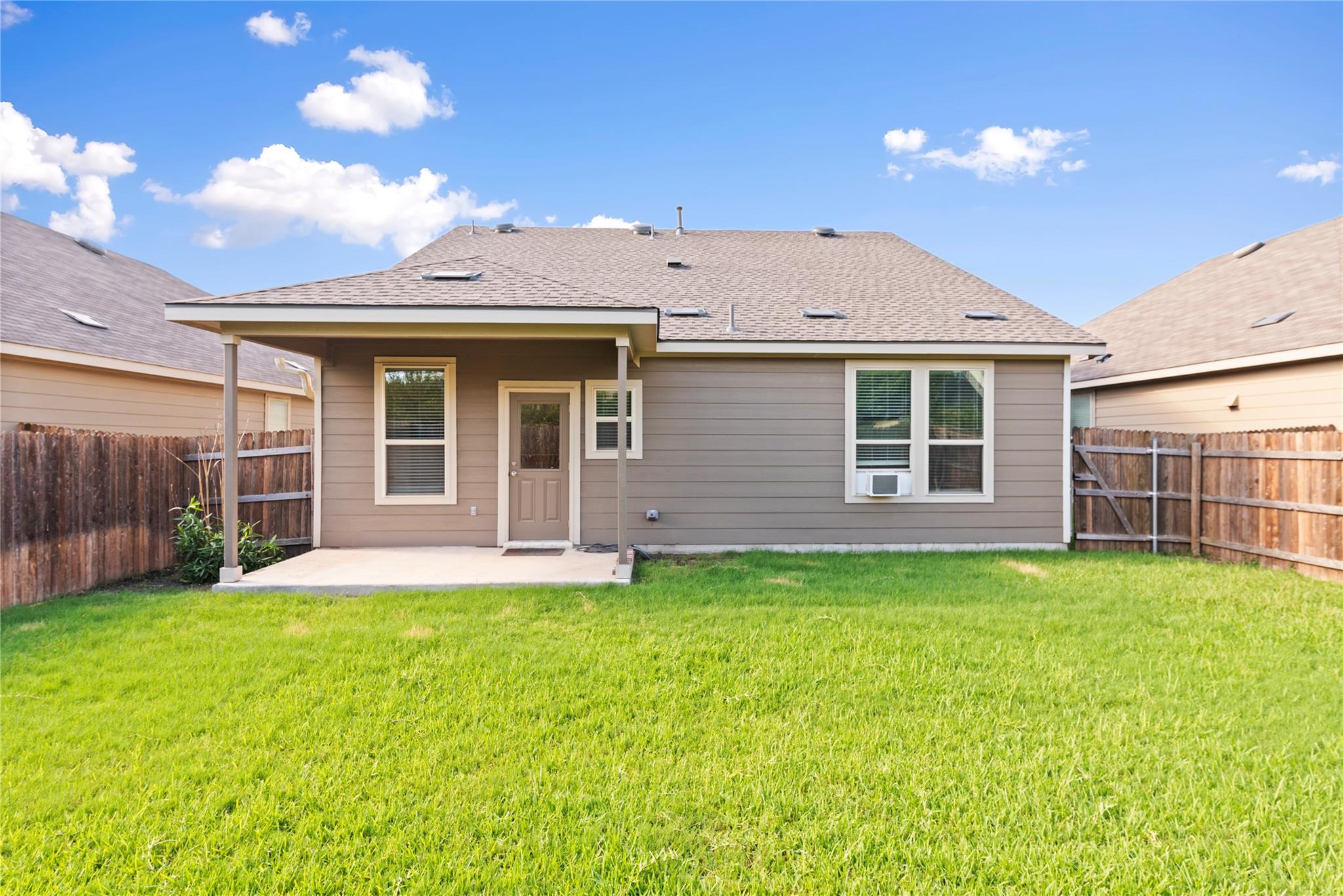 1512 Cliffbrake Way, Georgetown, TX 78626