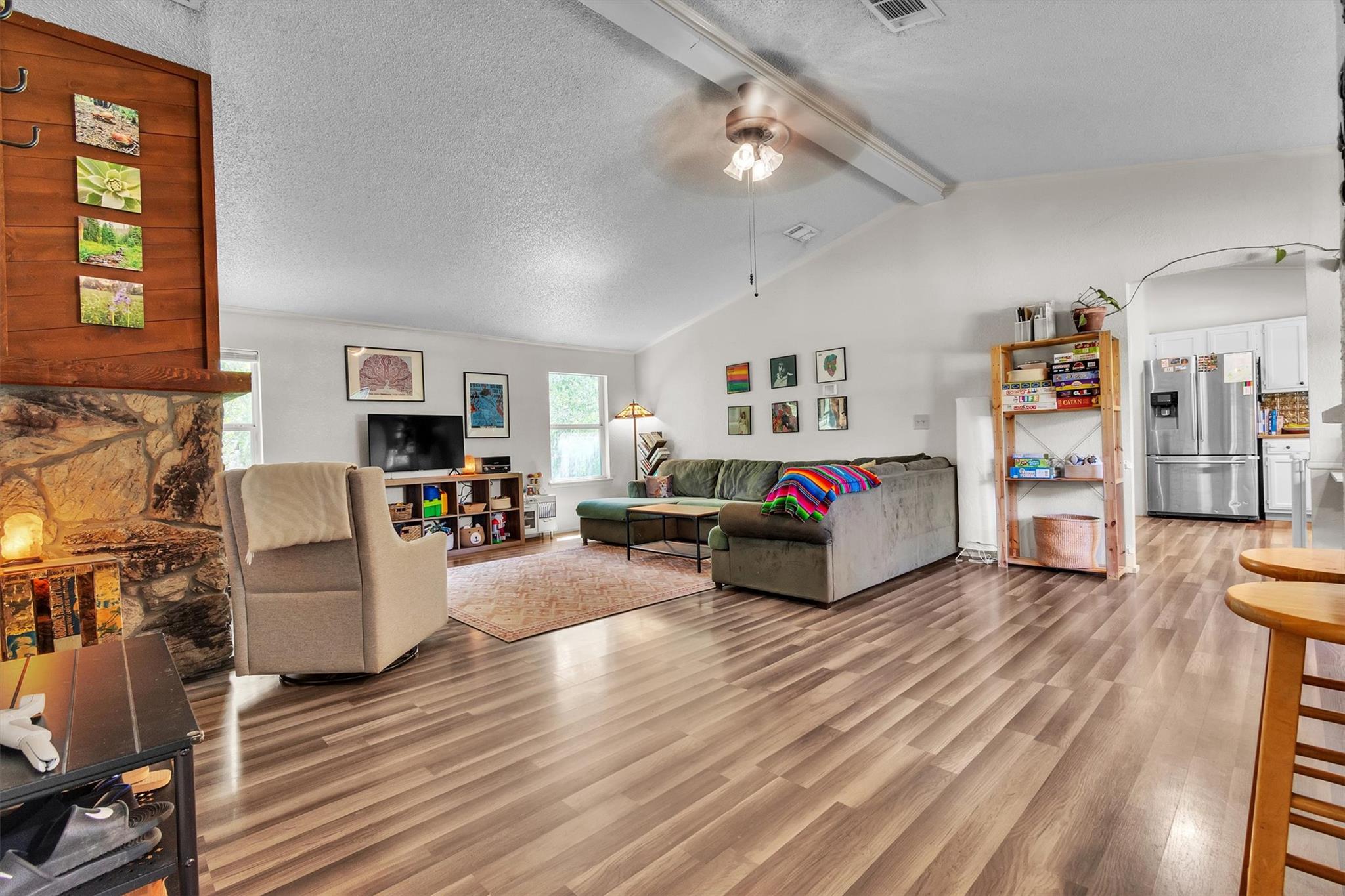145 Oak Forest Court, Cedar Creek, TX 78612