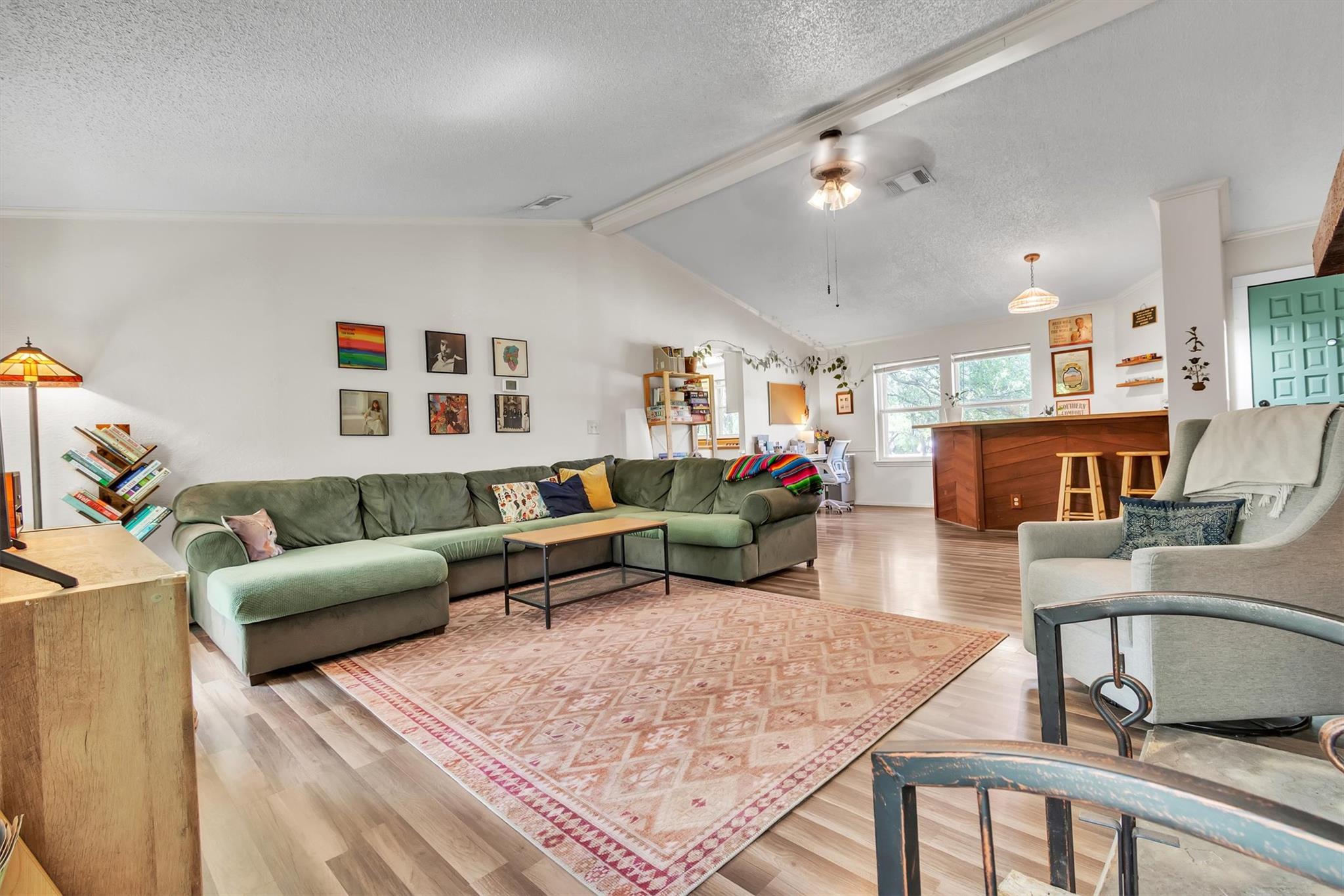 145 Oak Forest Court, Cedar Creek, TX 78612