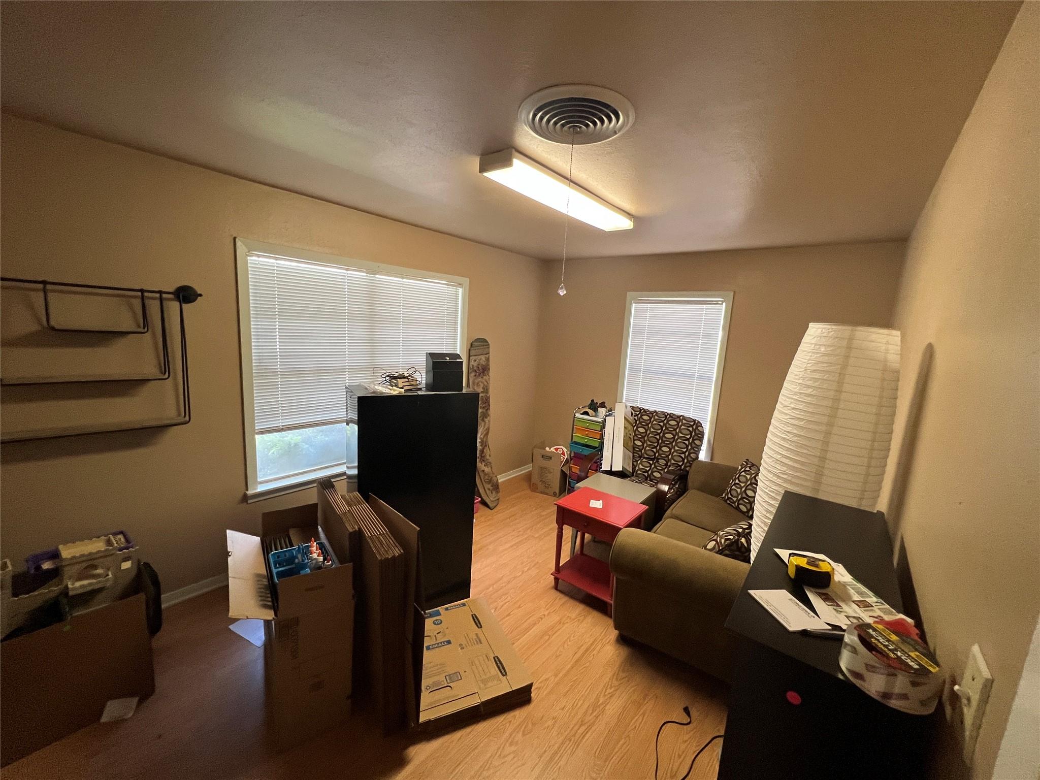 1612 Williams Dr, Georgetown, TX 78628