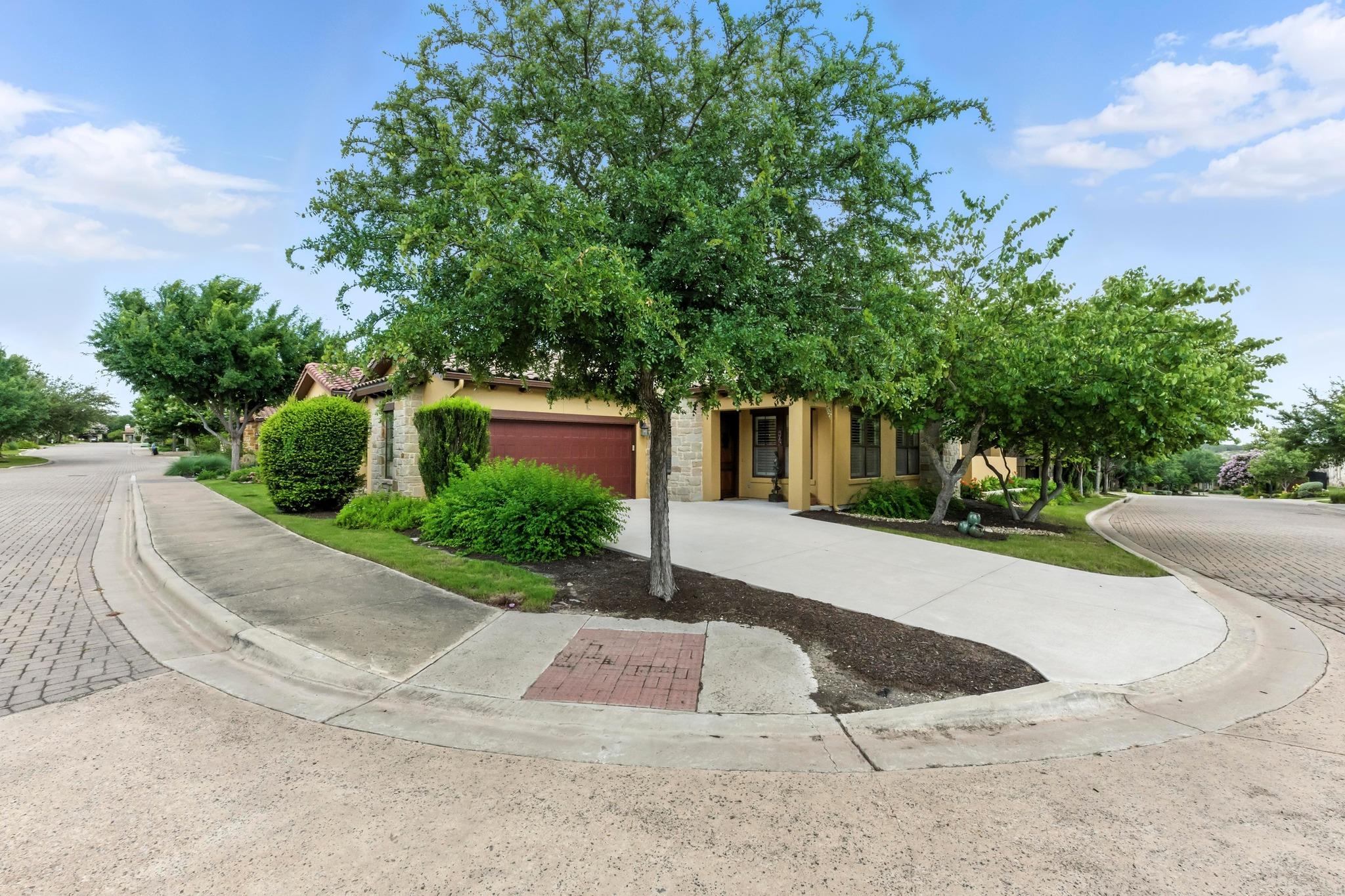 306 AMIATA Ave, Lakeway, TX 78734