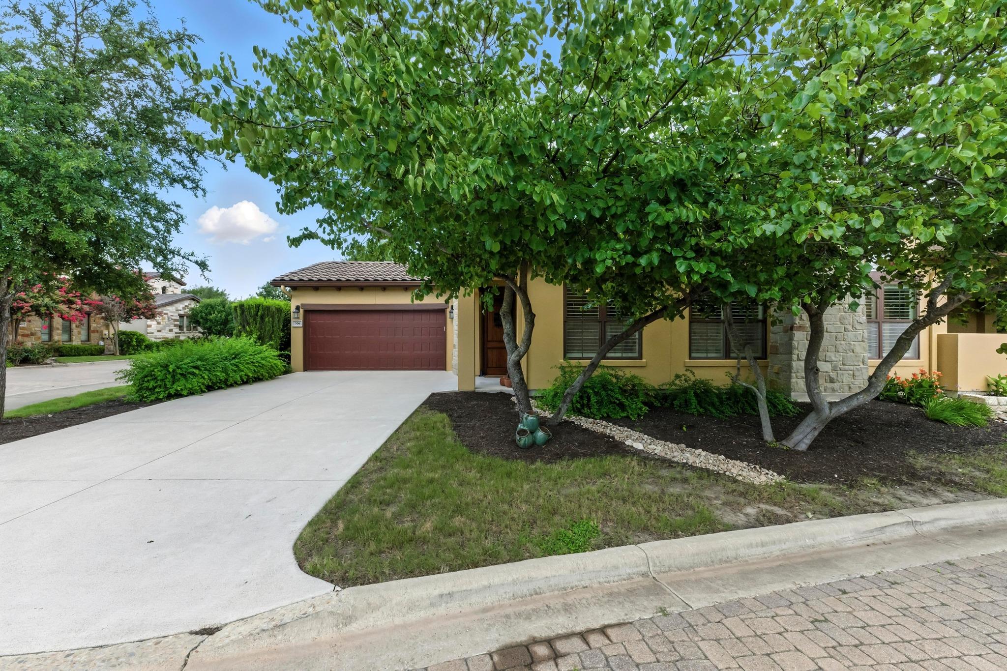306 AMIATA Ave, Lakeway, TX 78734