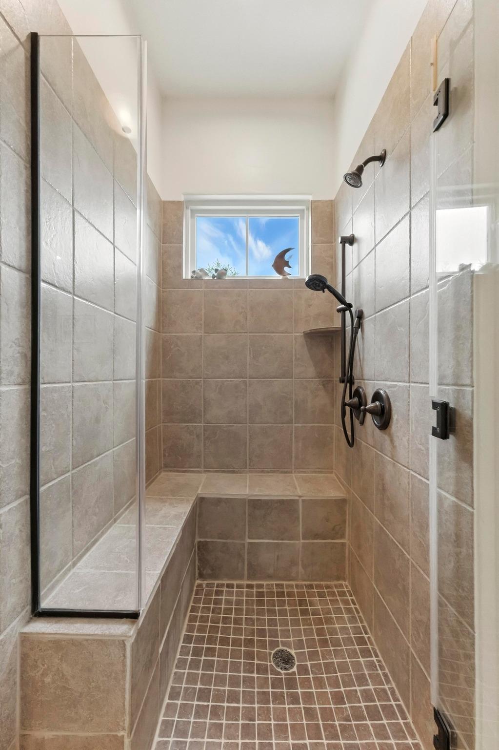 306 AMIATA Ave, Lakeway, TX 78734