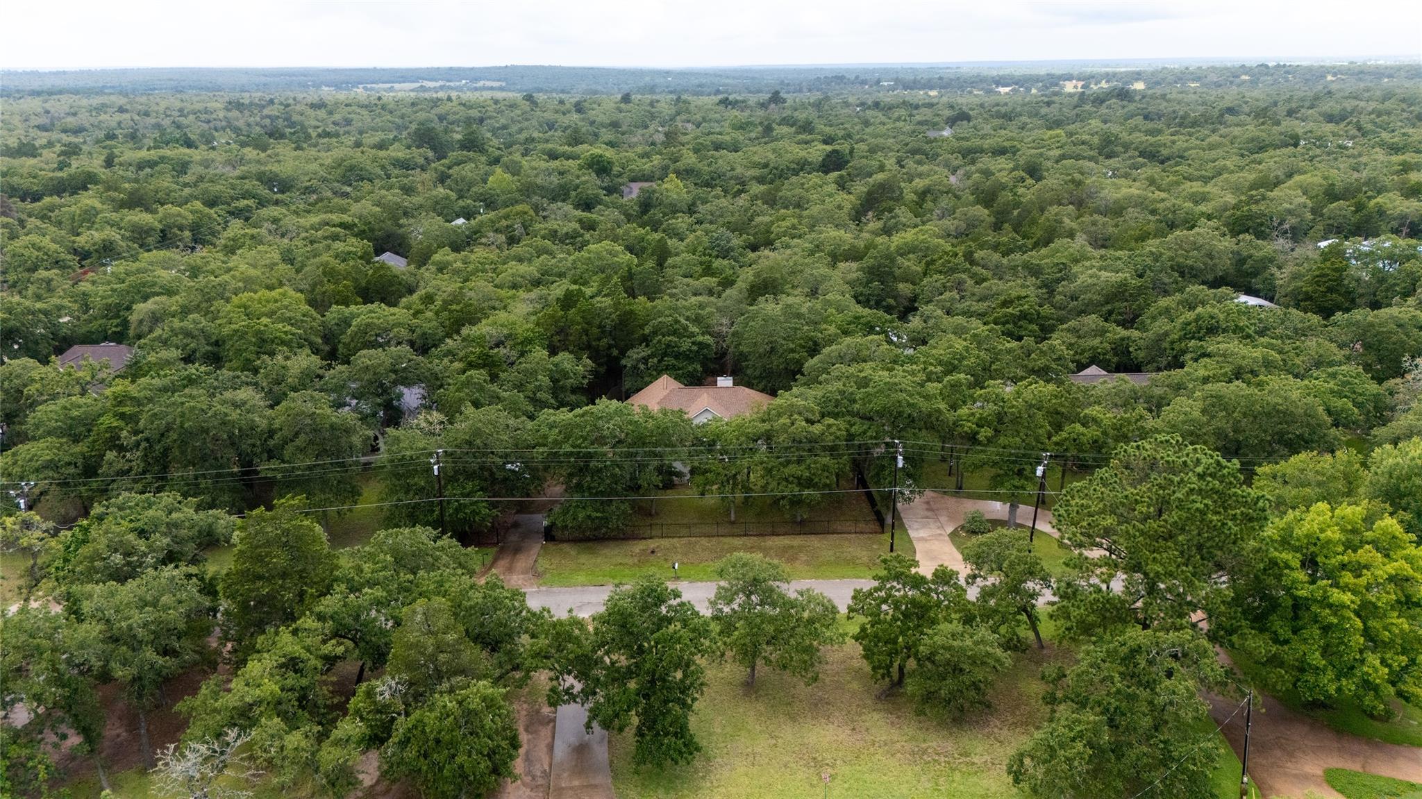 230 Cedar Hills Dr, Elgin, TX 78621