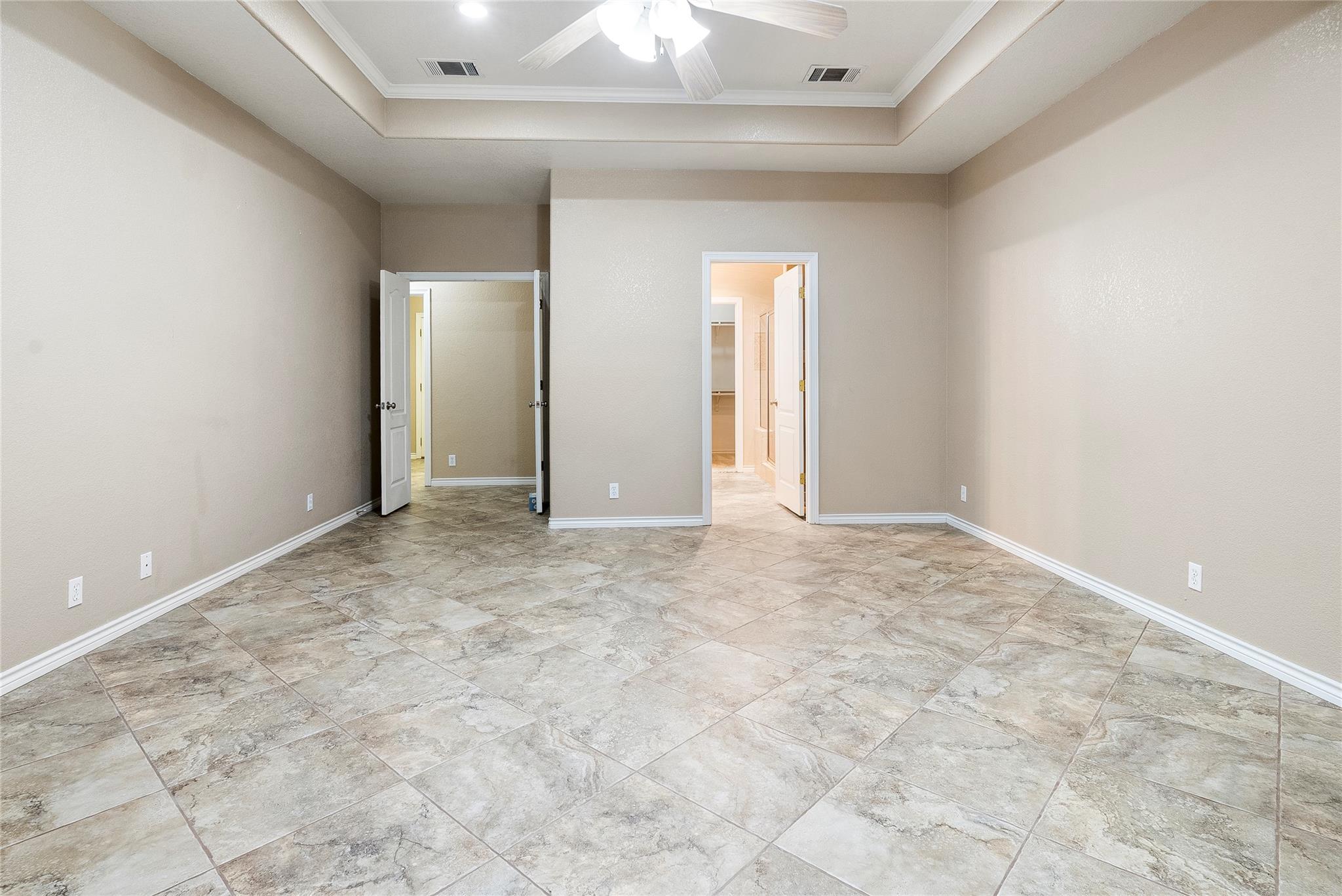 230 Cedar Hills Dr, Elgin, TX 78621