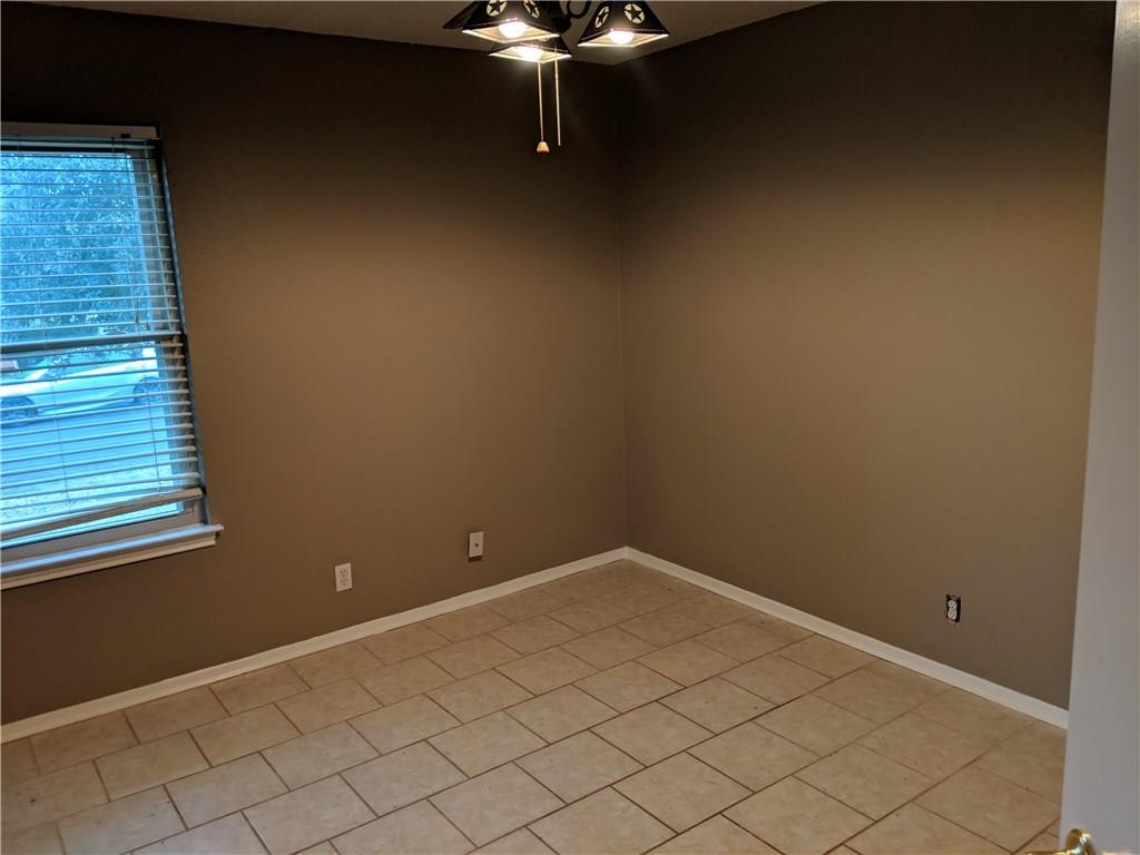 1800 Krizan Ave, Austin, TX 78727