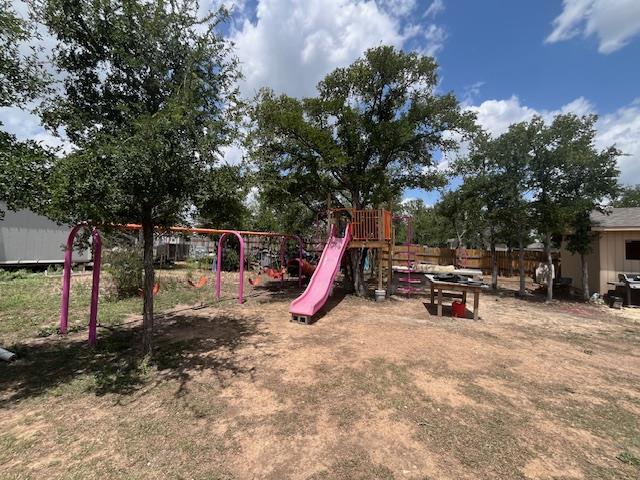 104 Agave Azul Cv, Dale, TX 78616