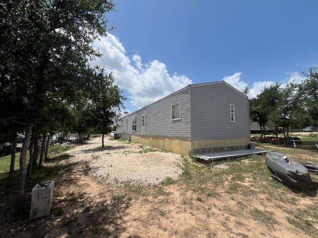 104 Agave Azul Cv, Dale, TX 78616