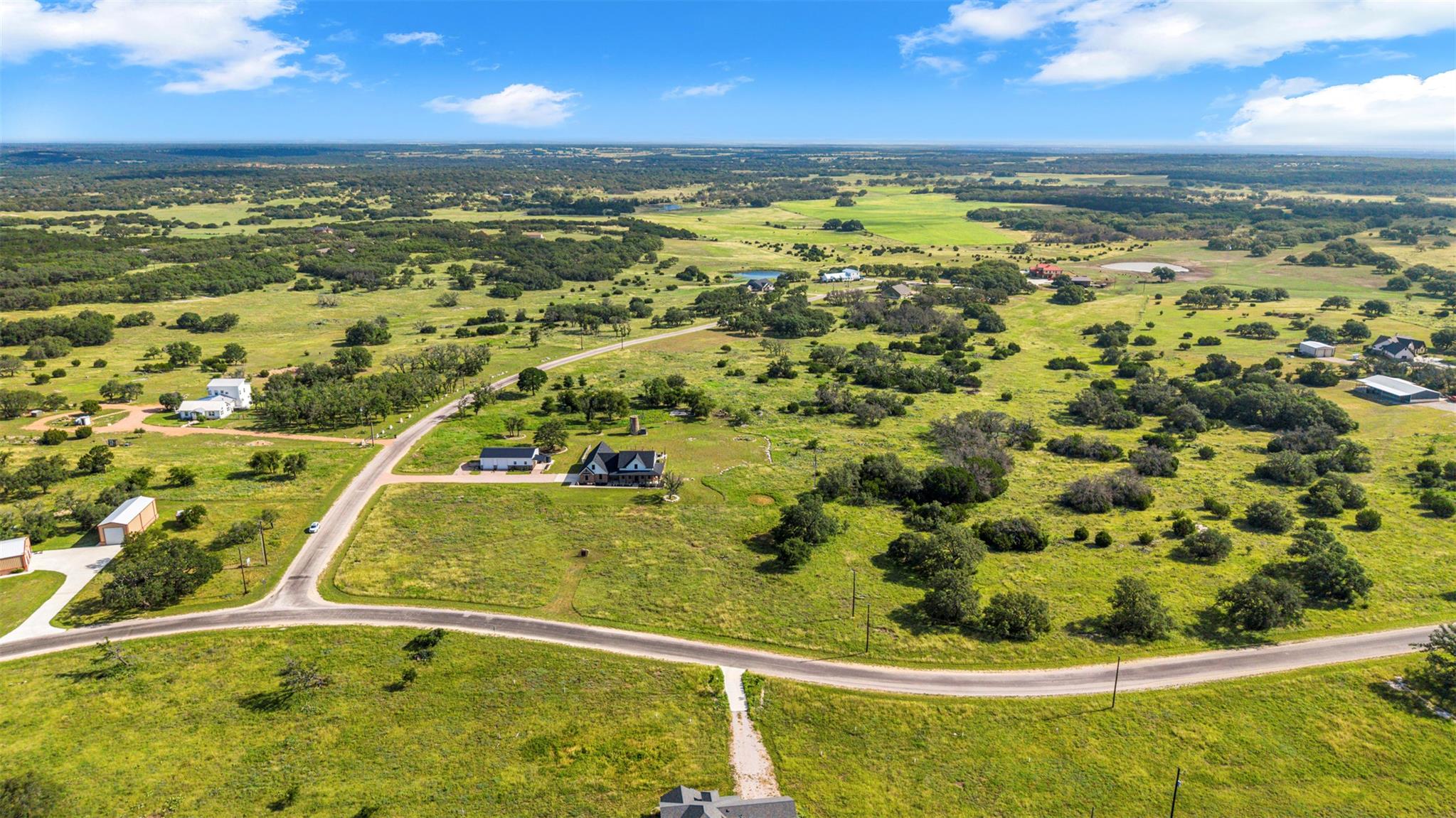 640 Blackbuck Ridge Dr, Lampasas, TX 76550
