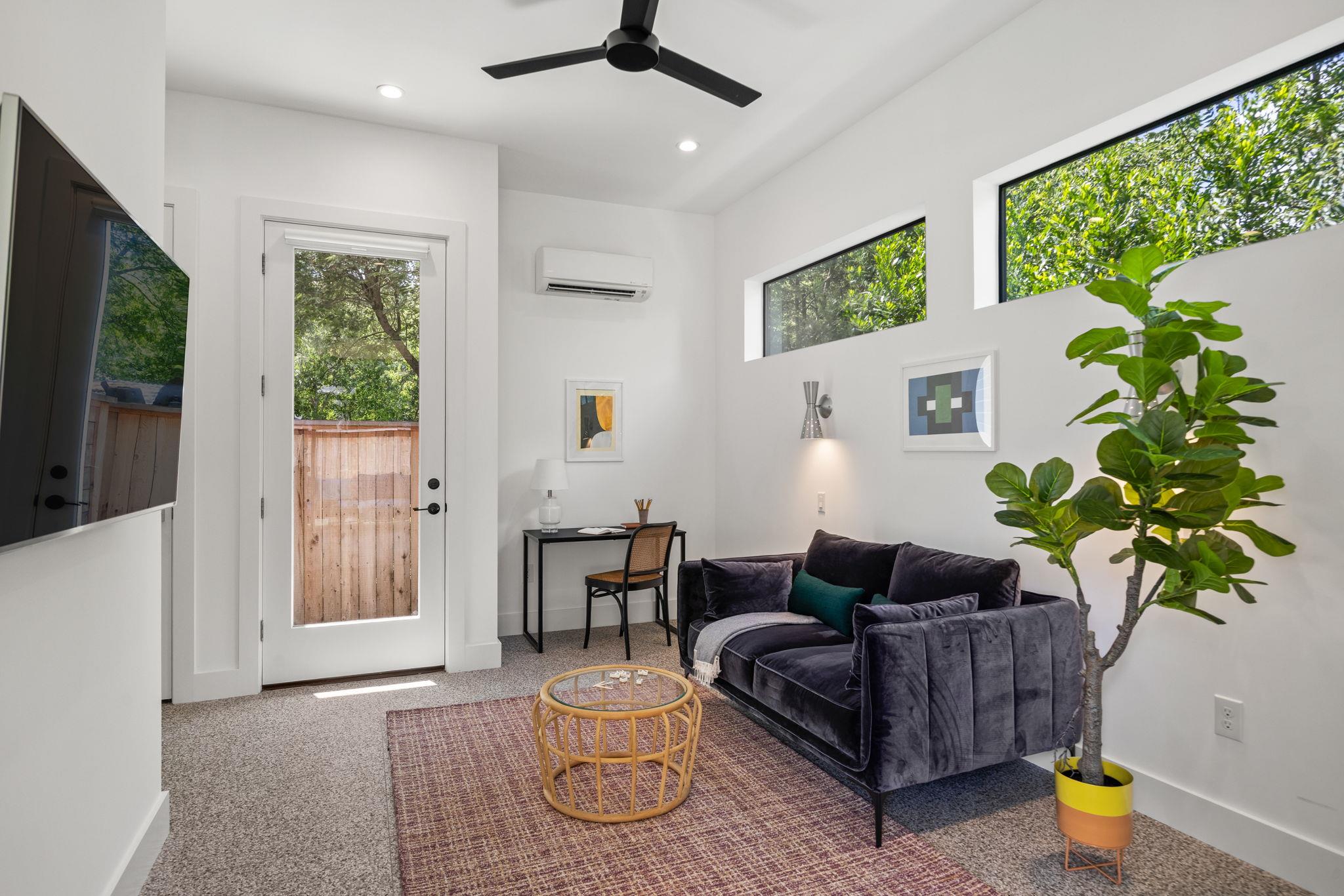 1911 Piedmont Ave, Austin, TX 78757