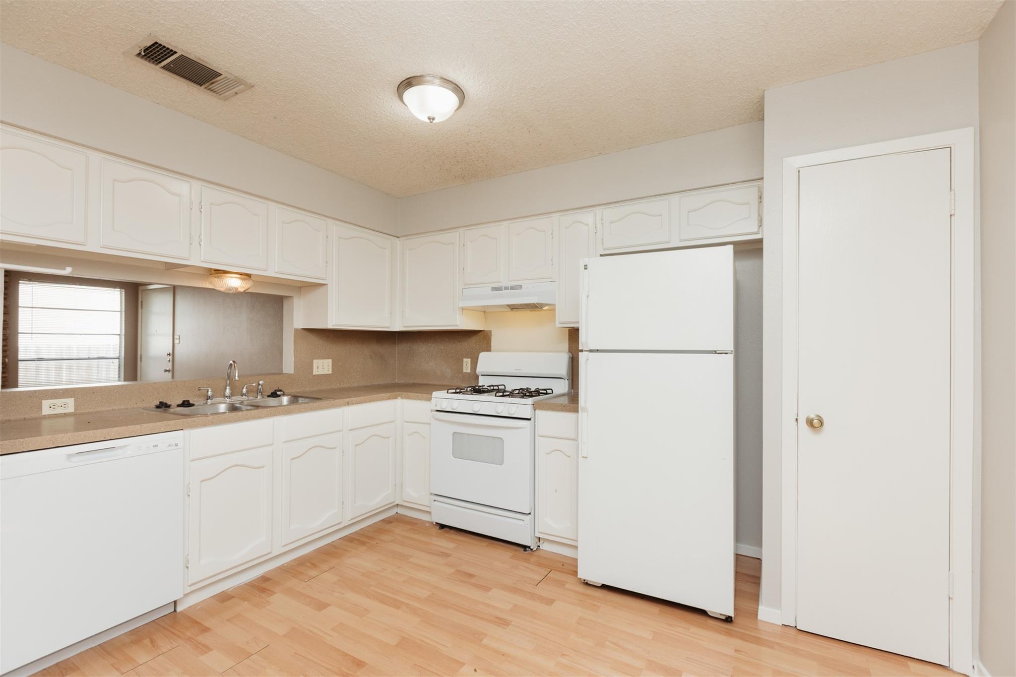 11400B Walnut Ridge Dr # B, Austin, TX 78753