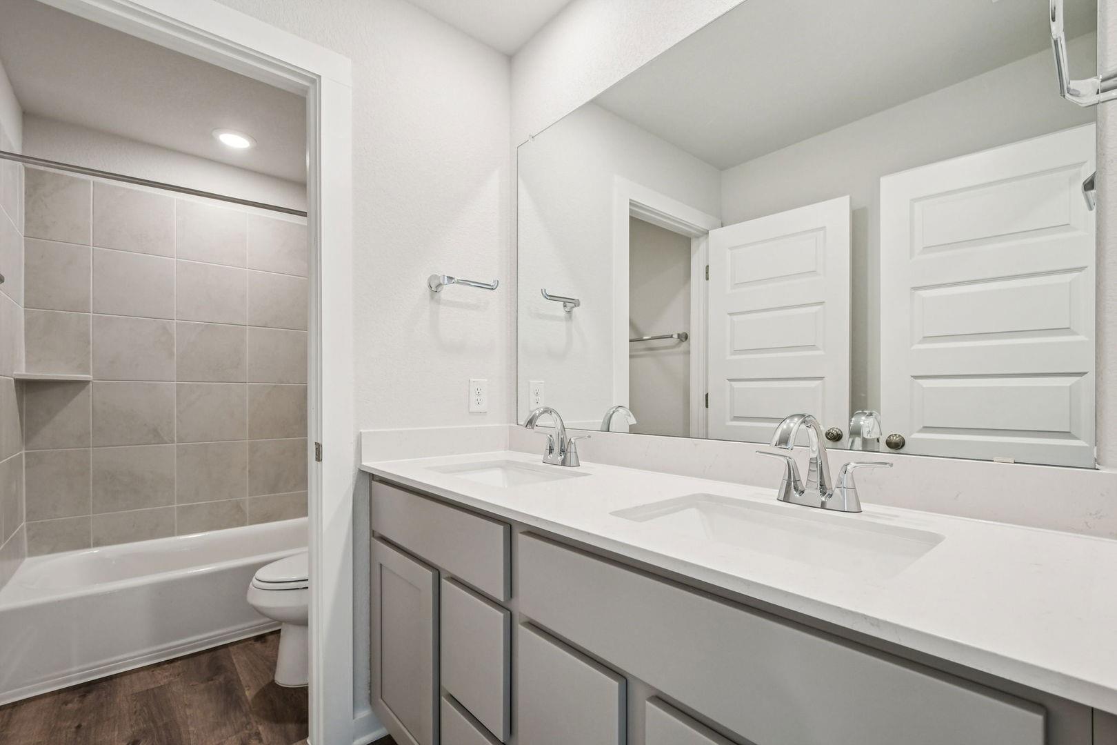 205 Firefox Way, Jarrell, TX 76537