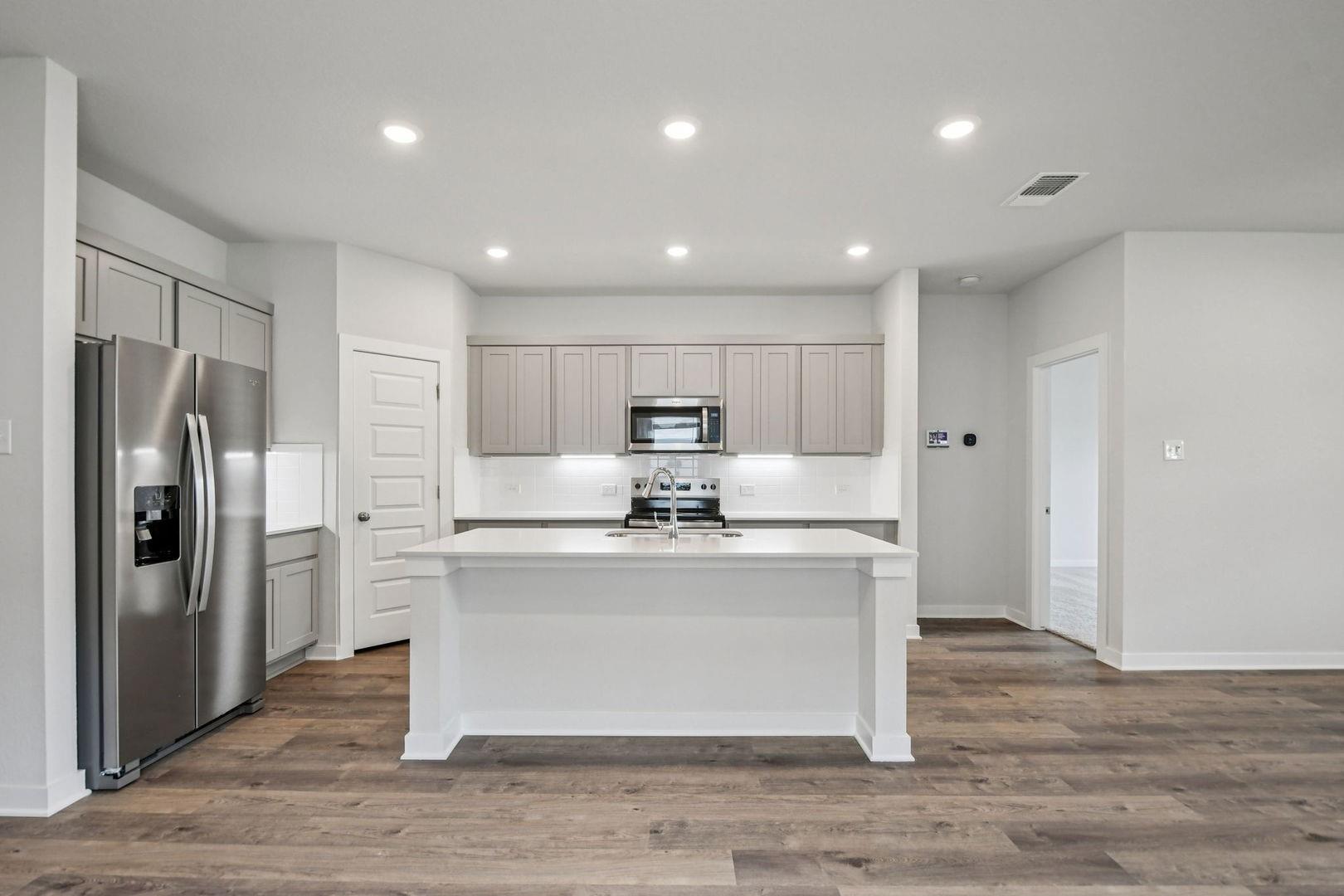 205 Firefox Way, Jarrell, TX 76537