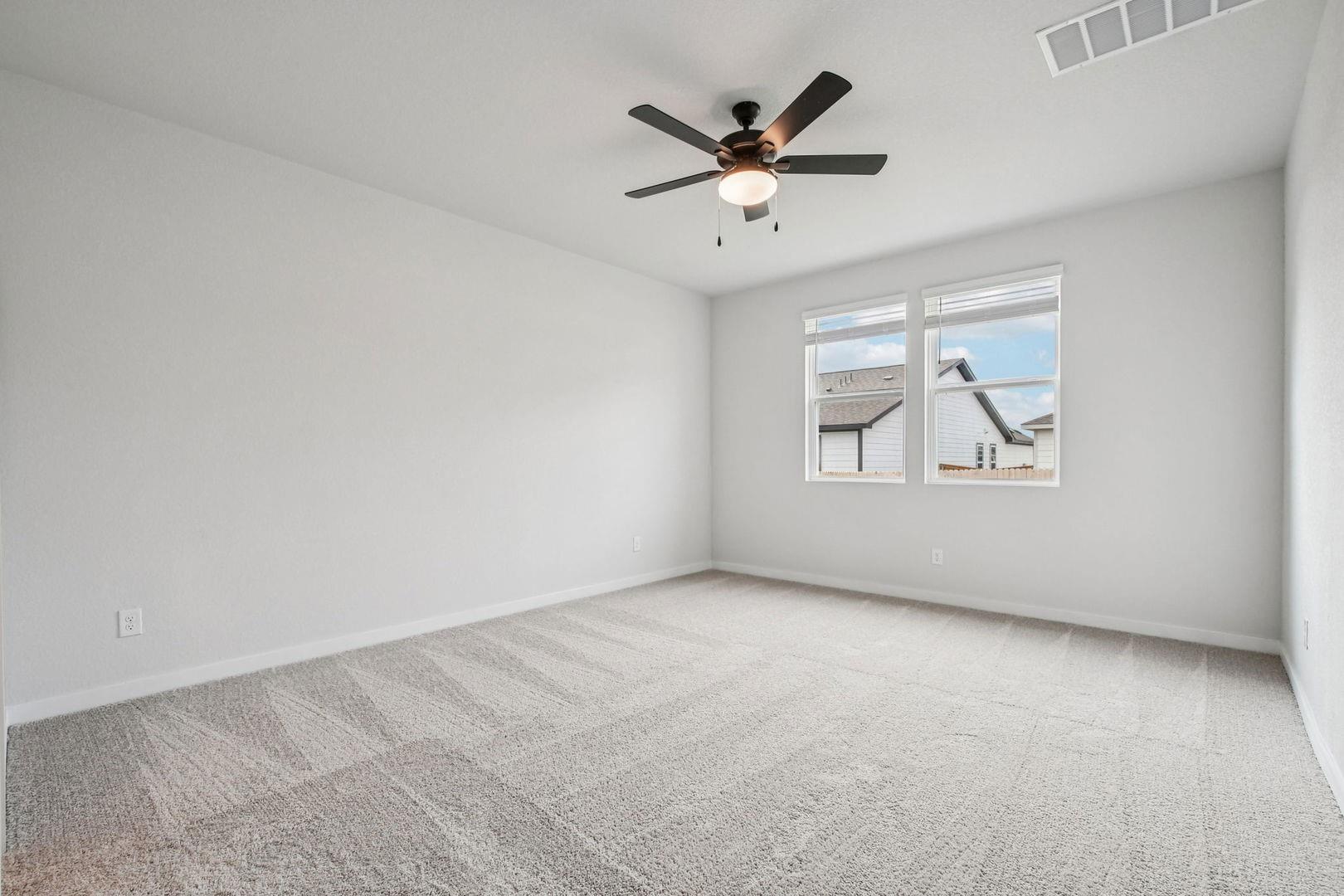 205 Firefox Way, Jarrell, TX 76537