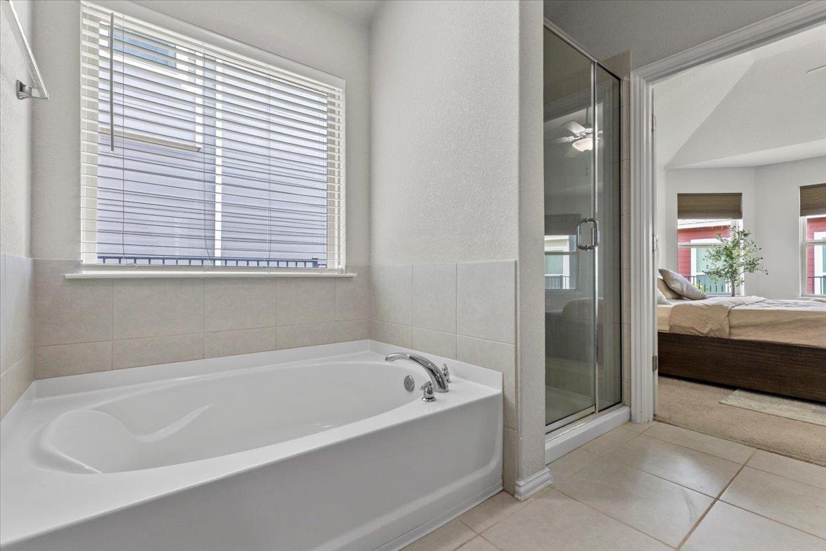 103 Simon, Kyle, TX 78640