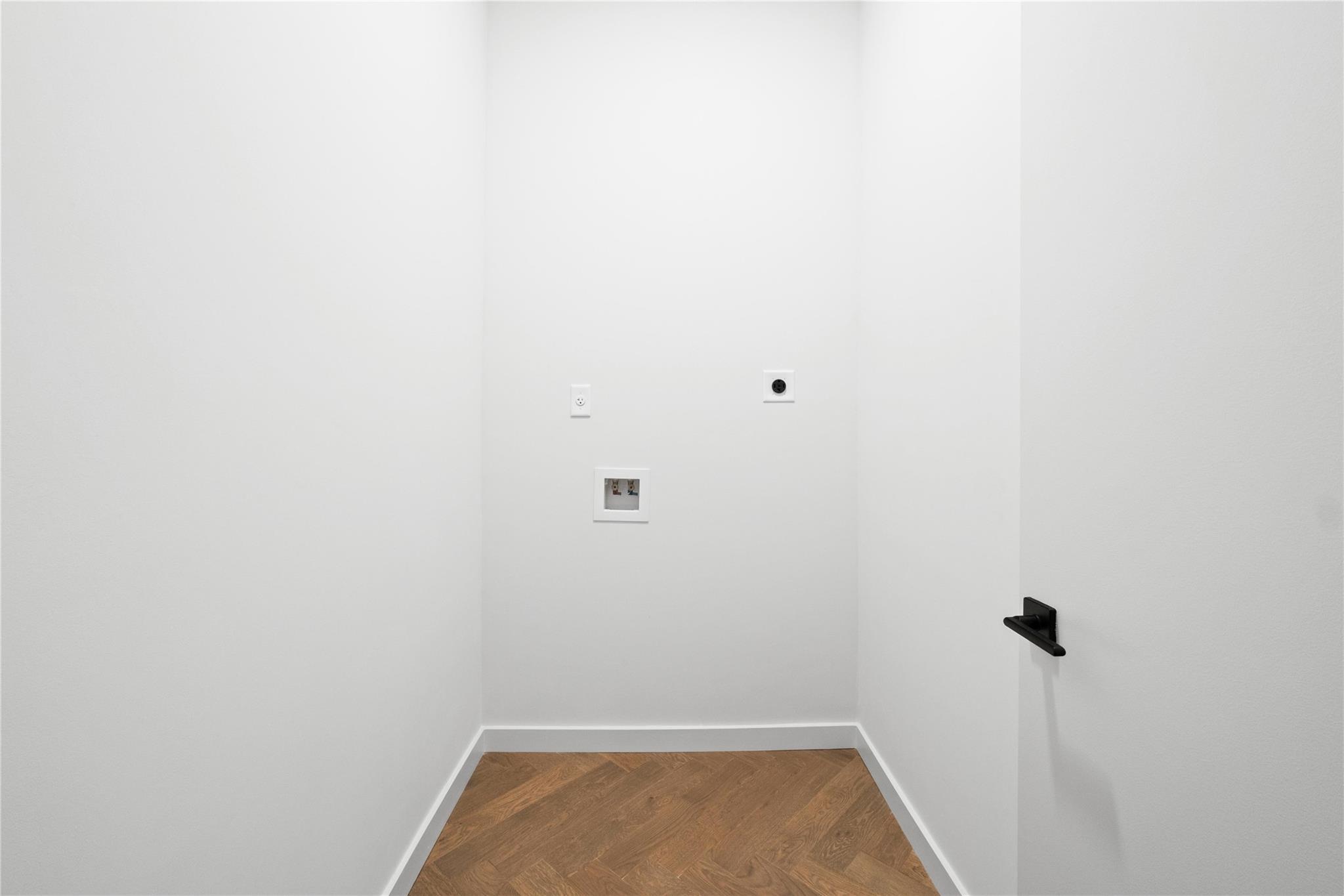 2209 S 1st St # 108, Austin, TX 78704