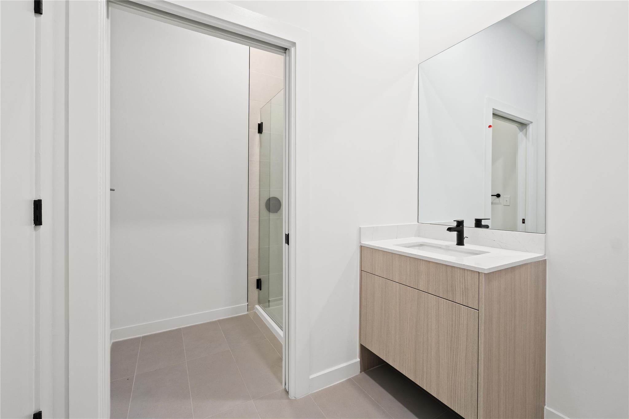 2209 S 1st St # 108, Austin, TX 78704