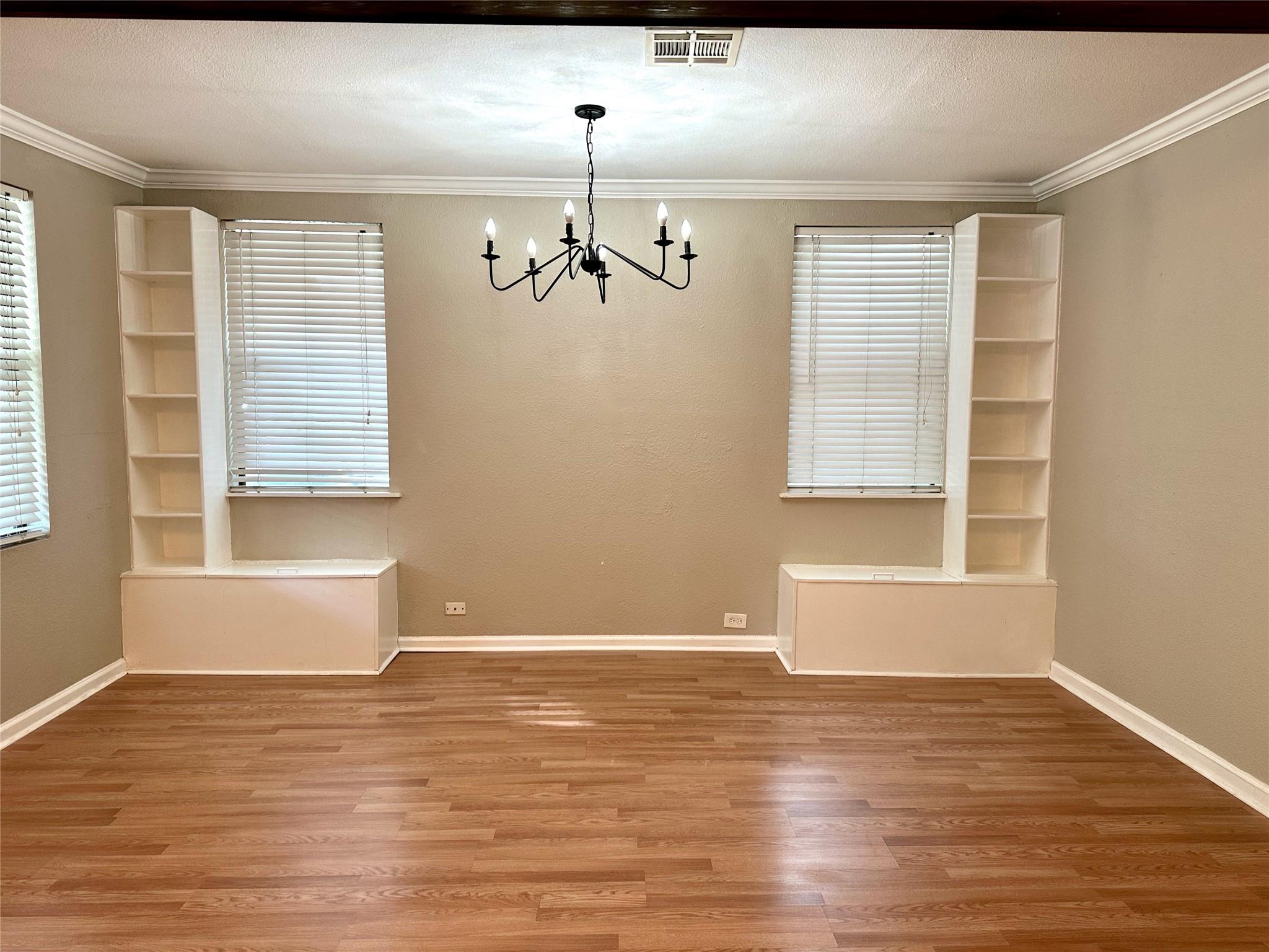 1404 Forest St, Georgetown, TX 78626