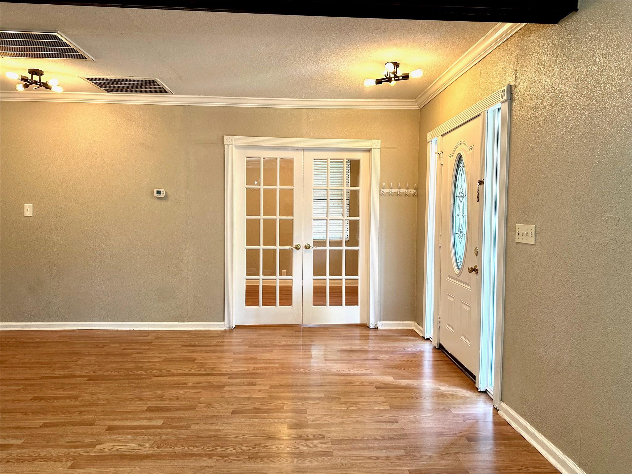 1404 Forest St, Georgetown, TX 78626