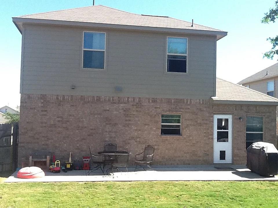 566 Quarter Ave, Buda, TX 78610