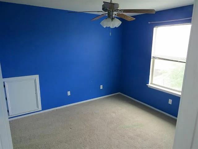 566 Quarter Ave, Buda, TX 78610